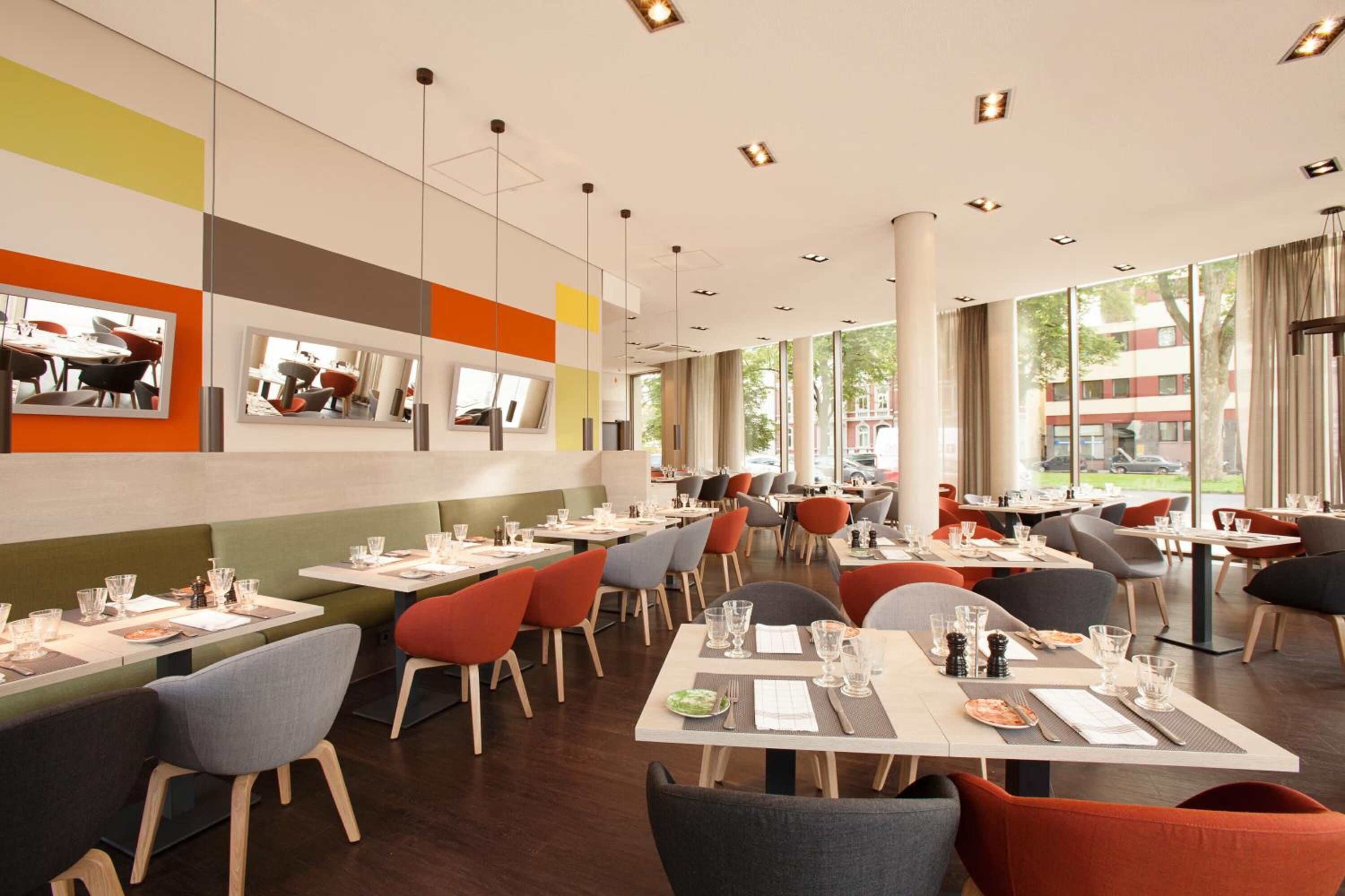 Vienna House Easy by Wyndham Osnabrück