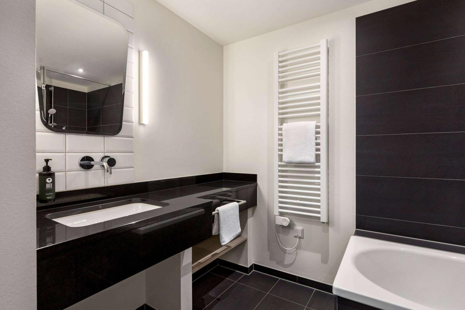 Vienna House Easy by Wyndham Osnabrück