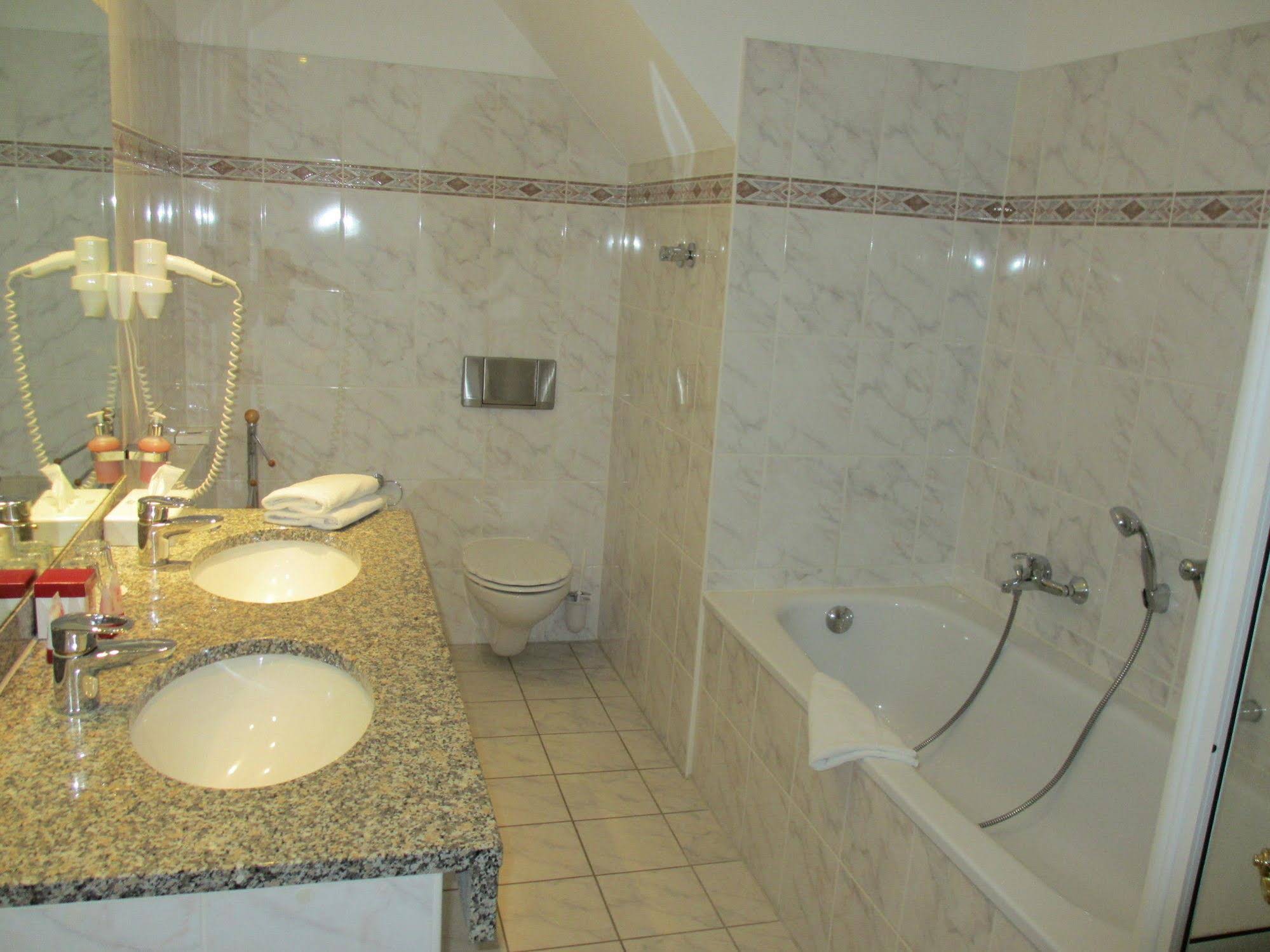 Seehotel Schloss Klink