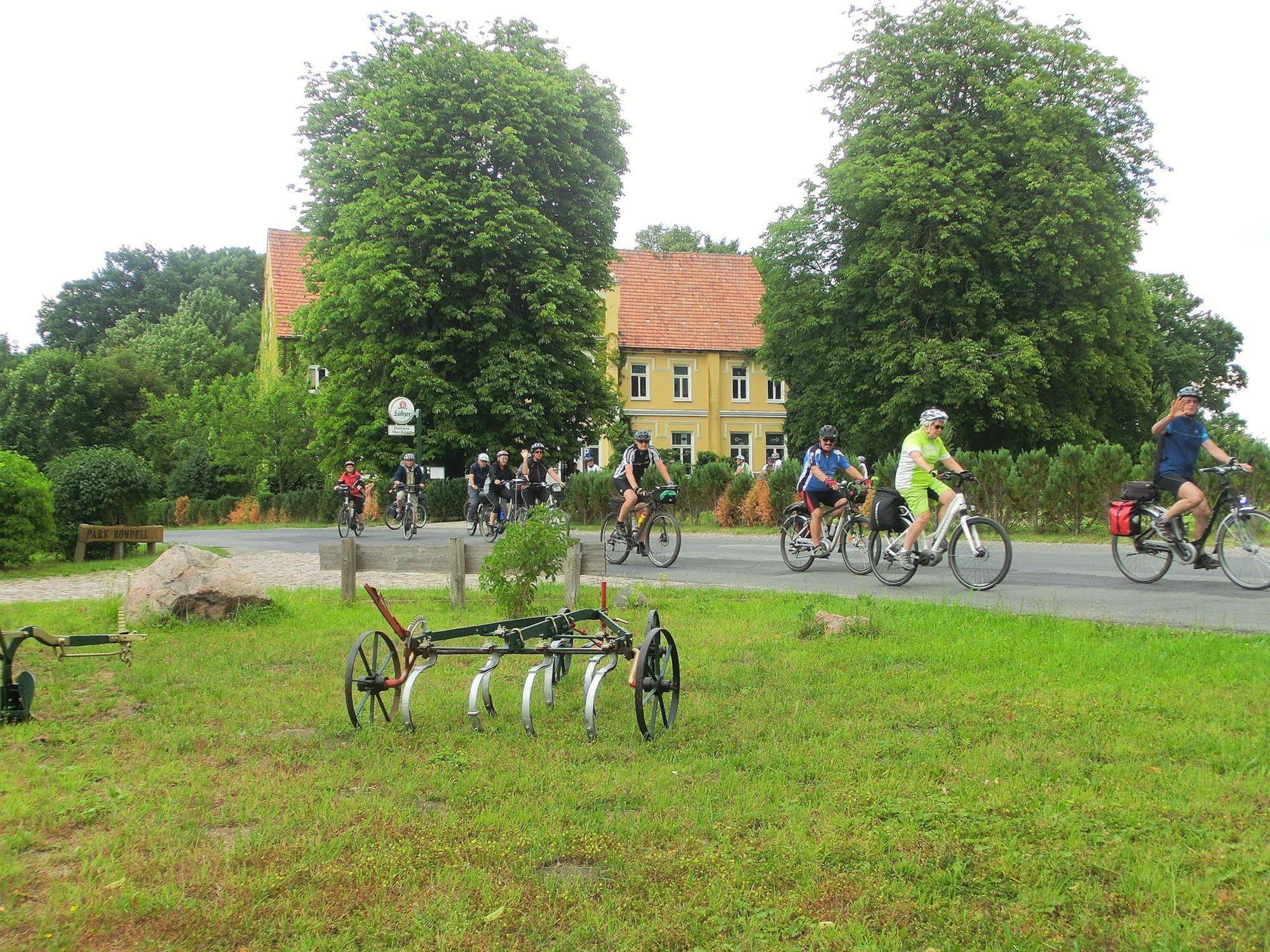Domäne Neu Gaarz Ferienwohnungen