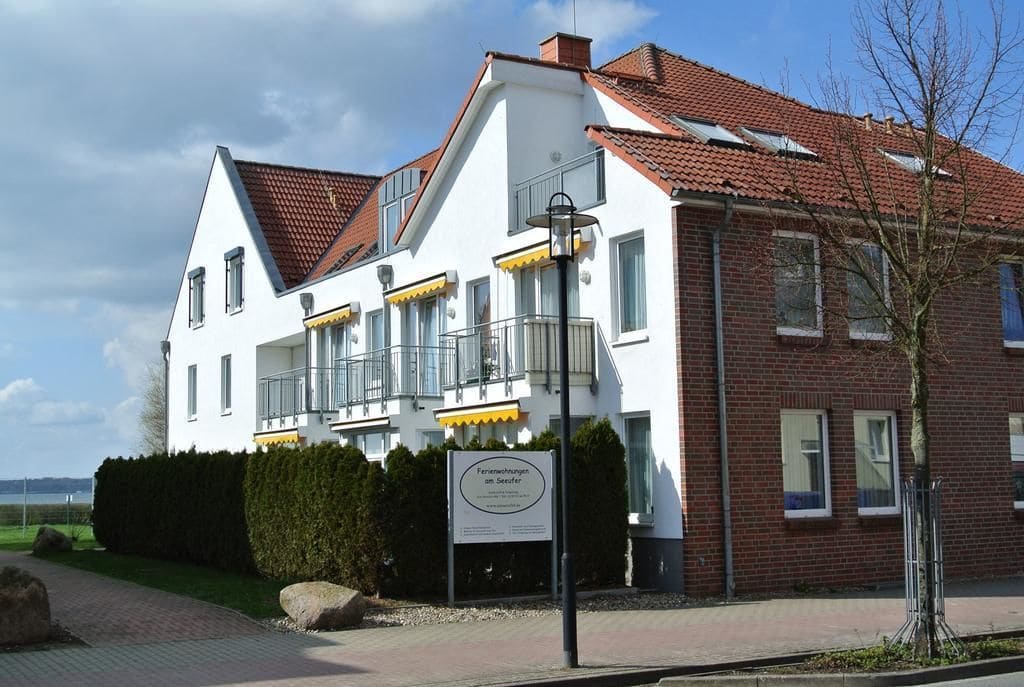 Ferienwohnungen Haus am Seeufer