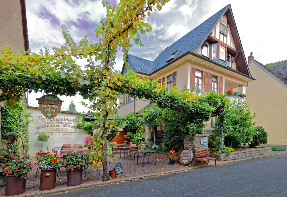 Ferienweingut Villa Hausmann