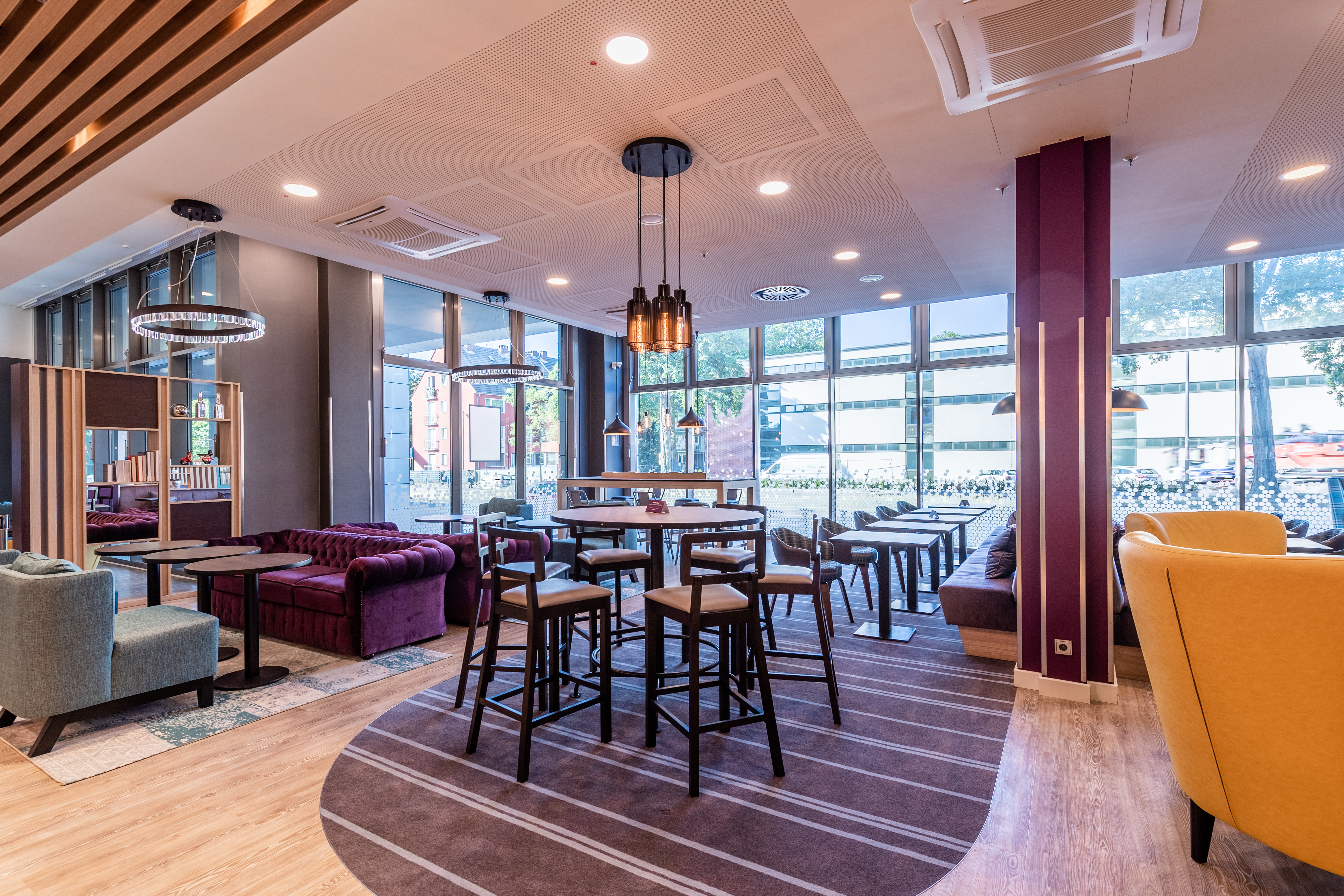 Premier Inn Köln City Süd Hotel
