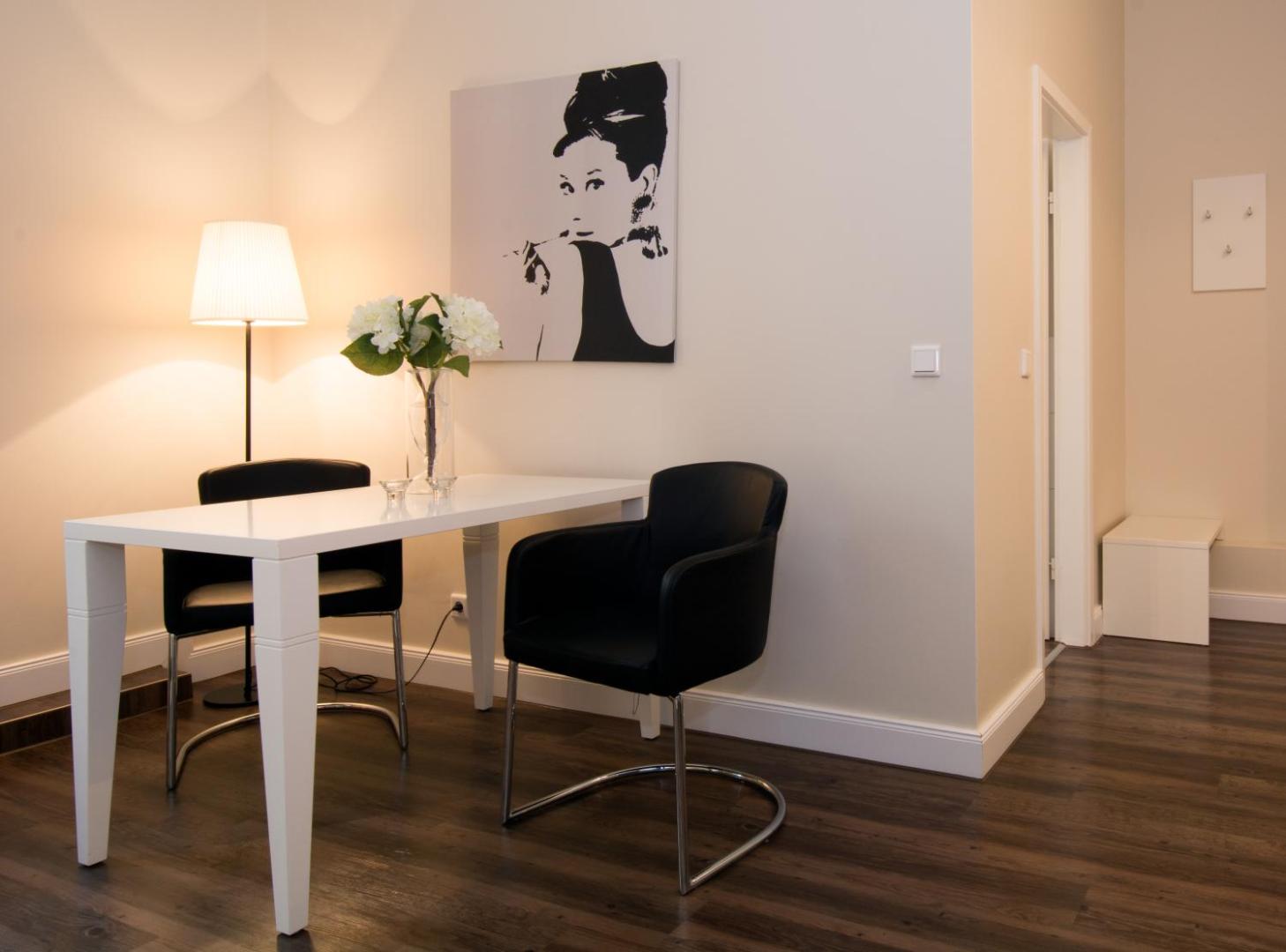 Apartmenthaus Hohe Straße UG