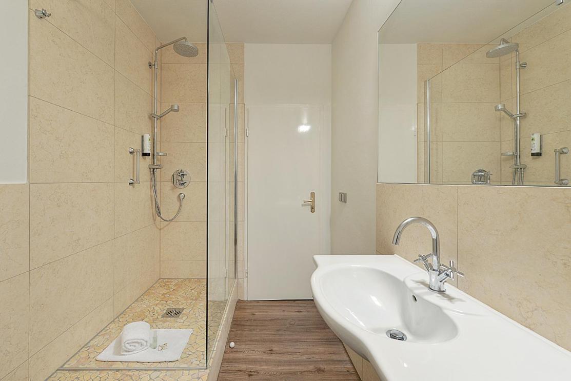 Apartmenthaus Hohe Straße UG
