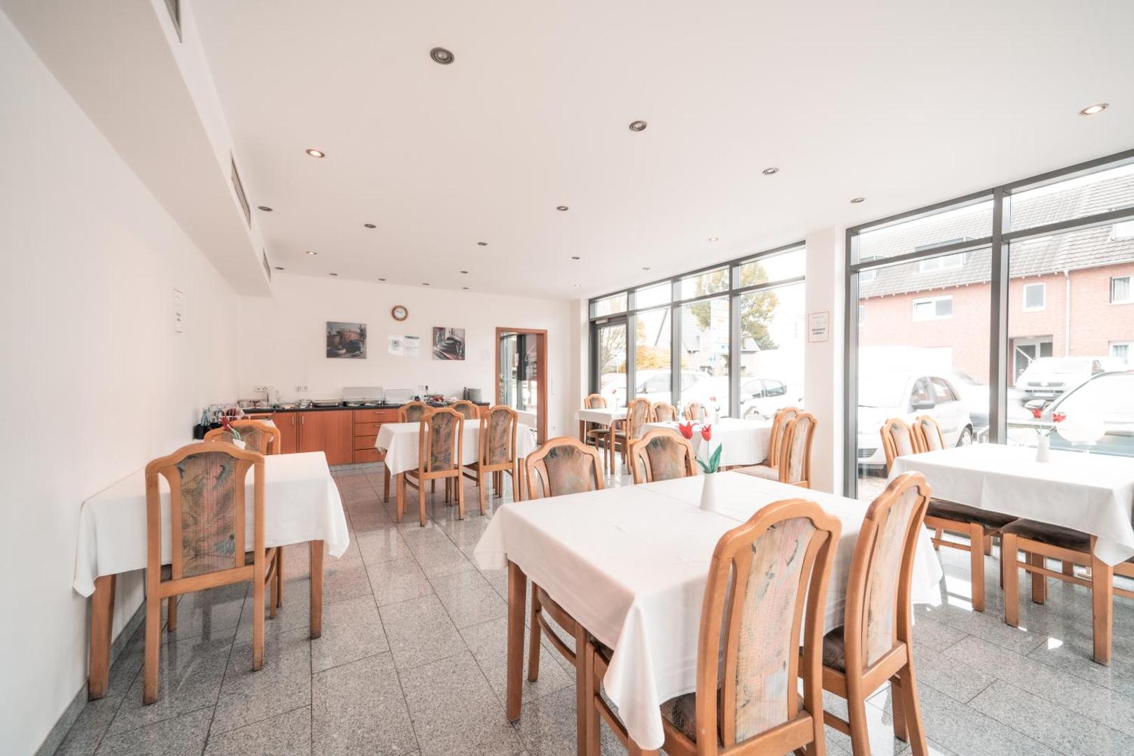 Airport Lounge Hotel Düsseldorf