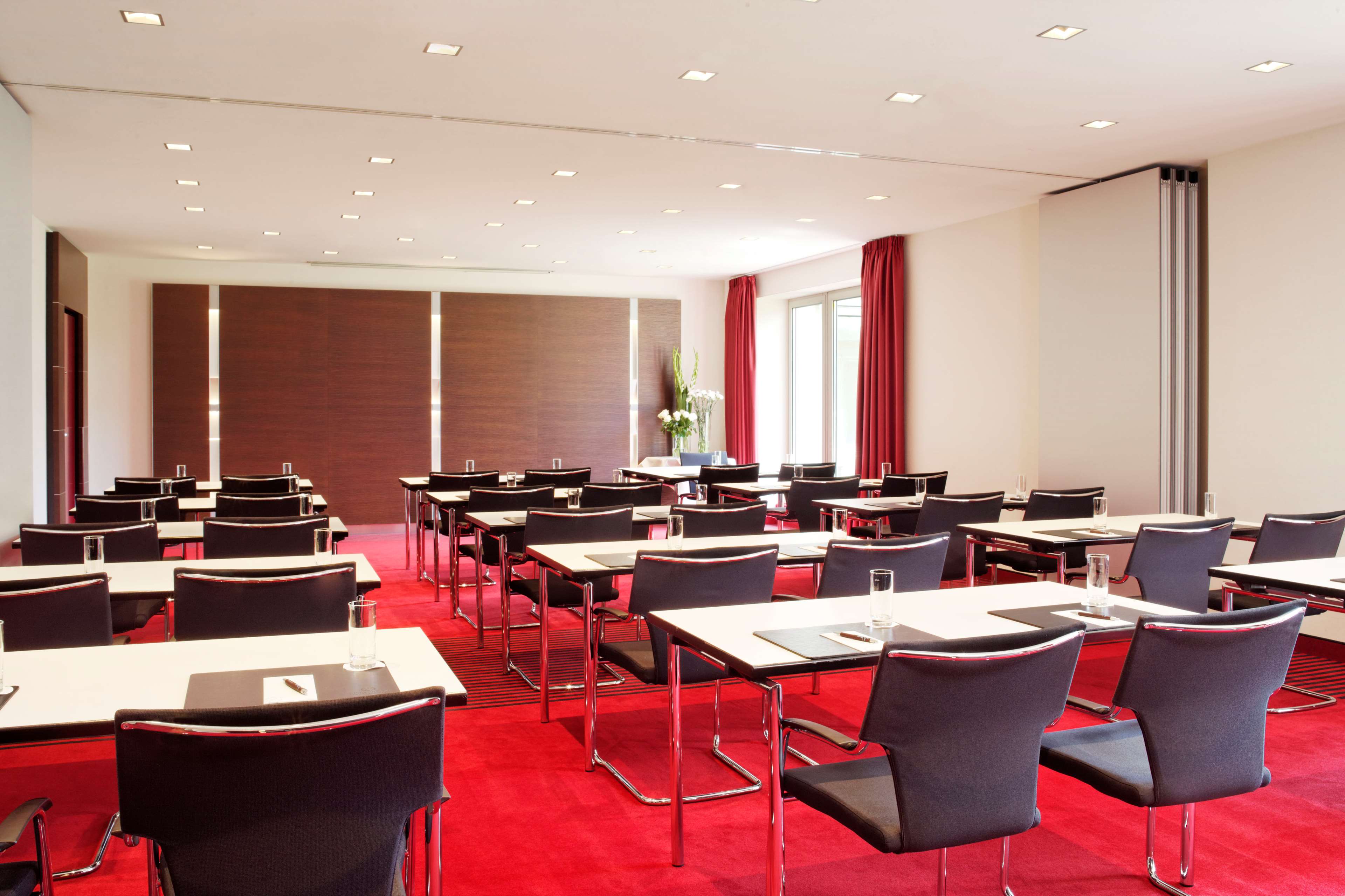 Sheraton Düsseldorf Airport Hotel