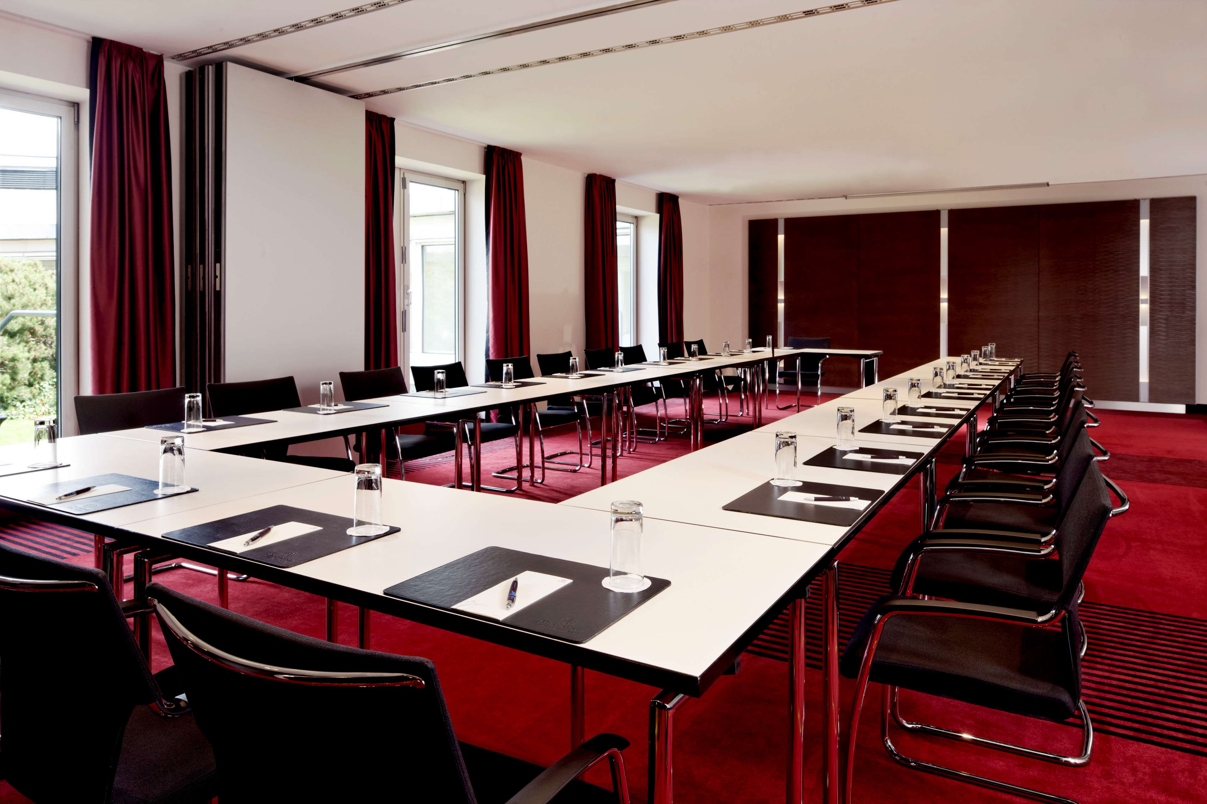 Sheraton Düsseldorf Airport Hotel