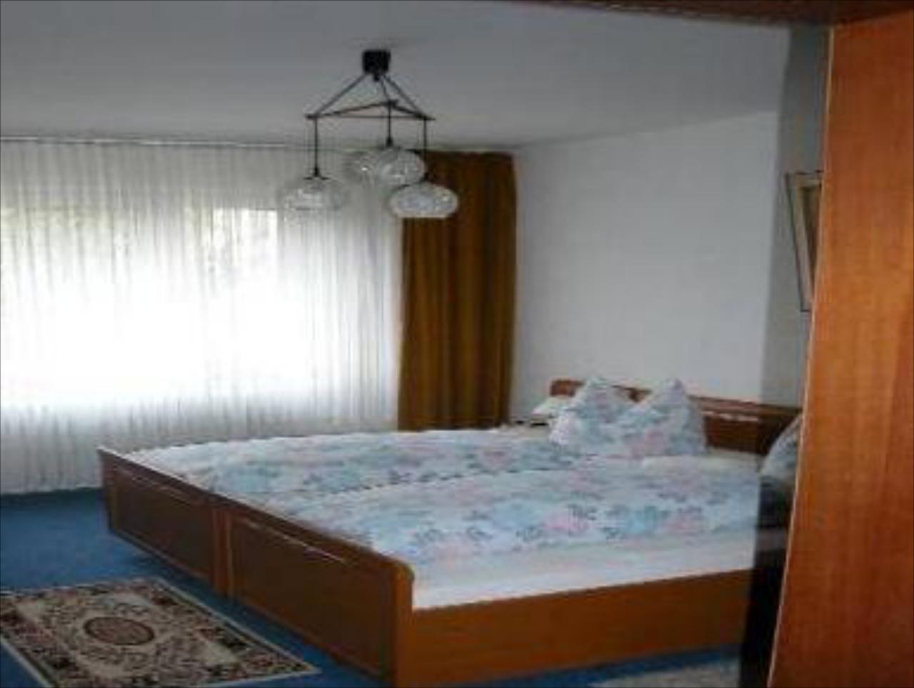 City-West Restaurant & Hotel