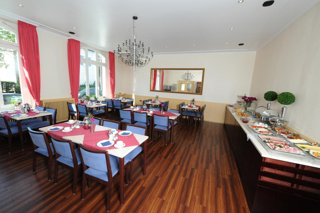 Hotel zur Post - Füllenbach