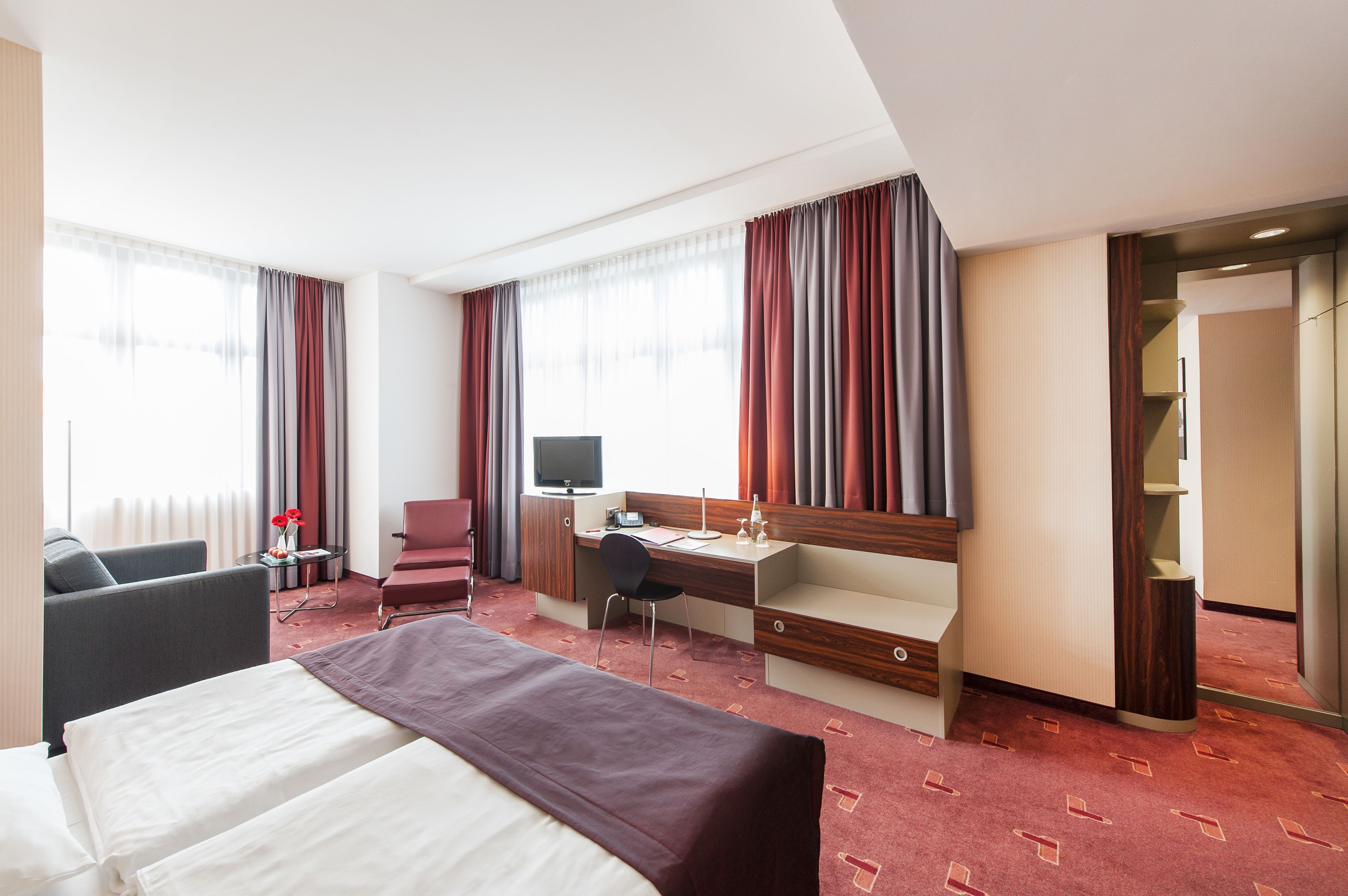 Premier Inn Köln City Mediapark