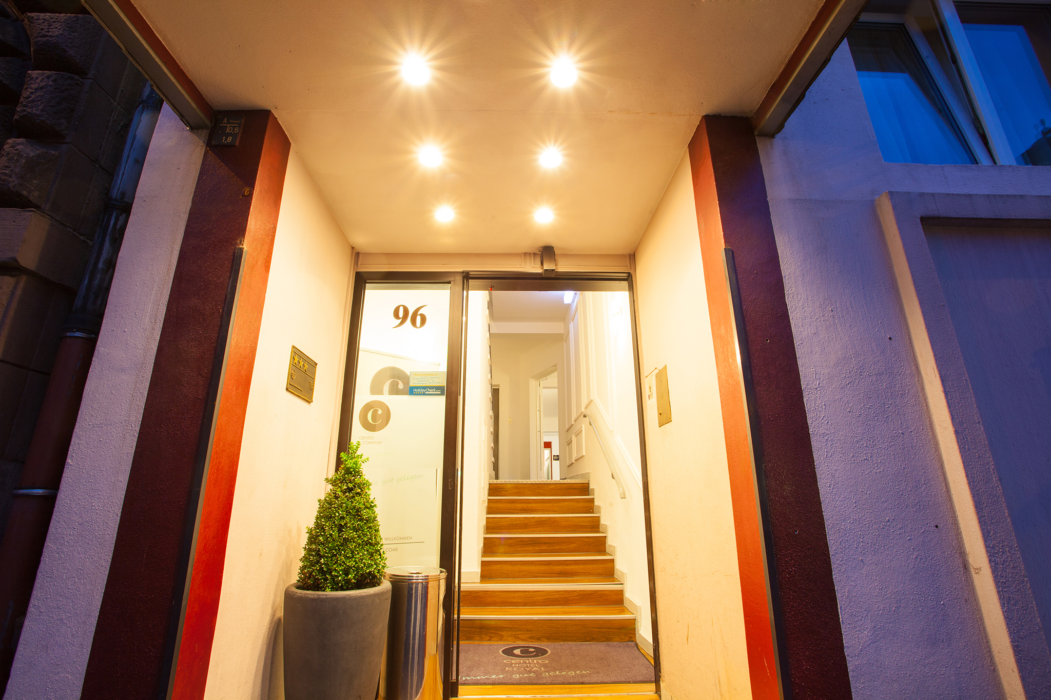 INA Hotel Royal
