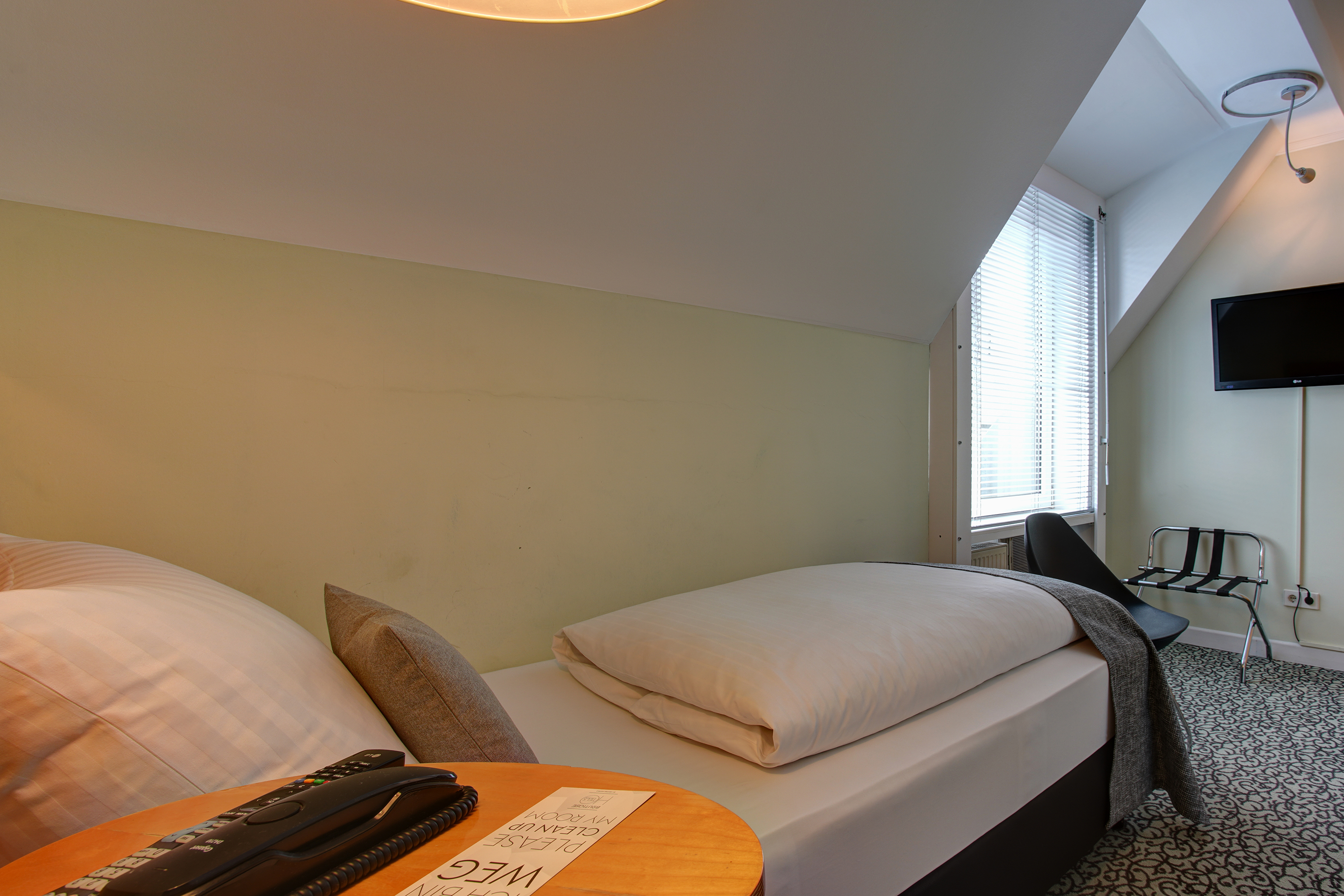 Premier Inn Köln City Centre