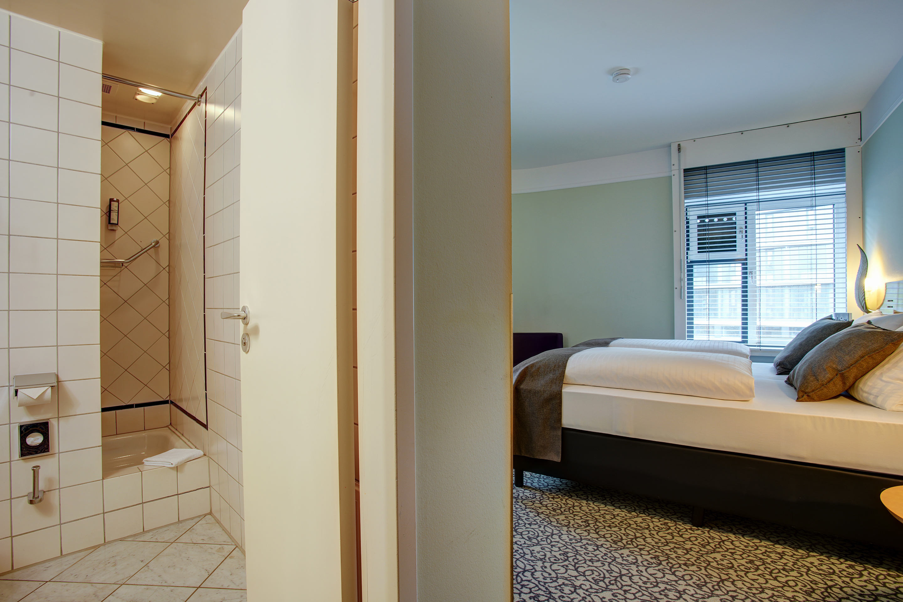 Premier Inn Köln City Centre
