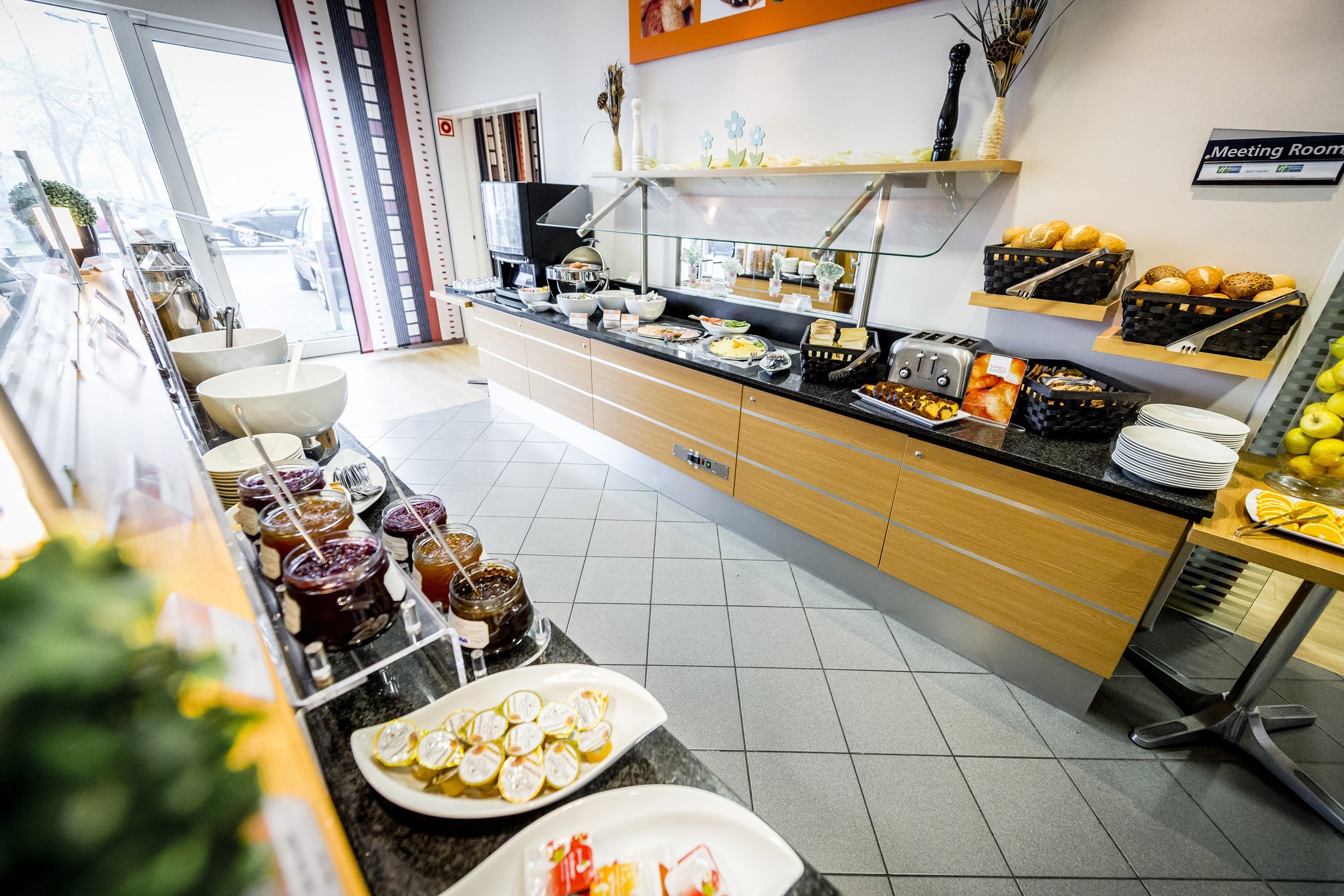 Holiday Inn Express Köln - Mühlheim