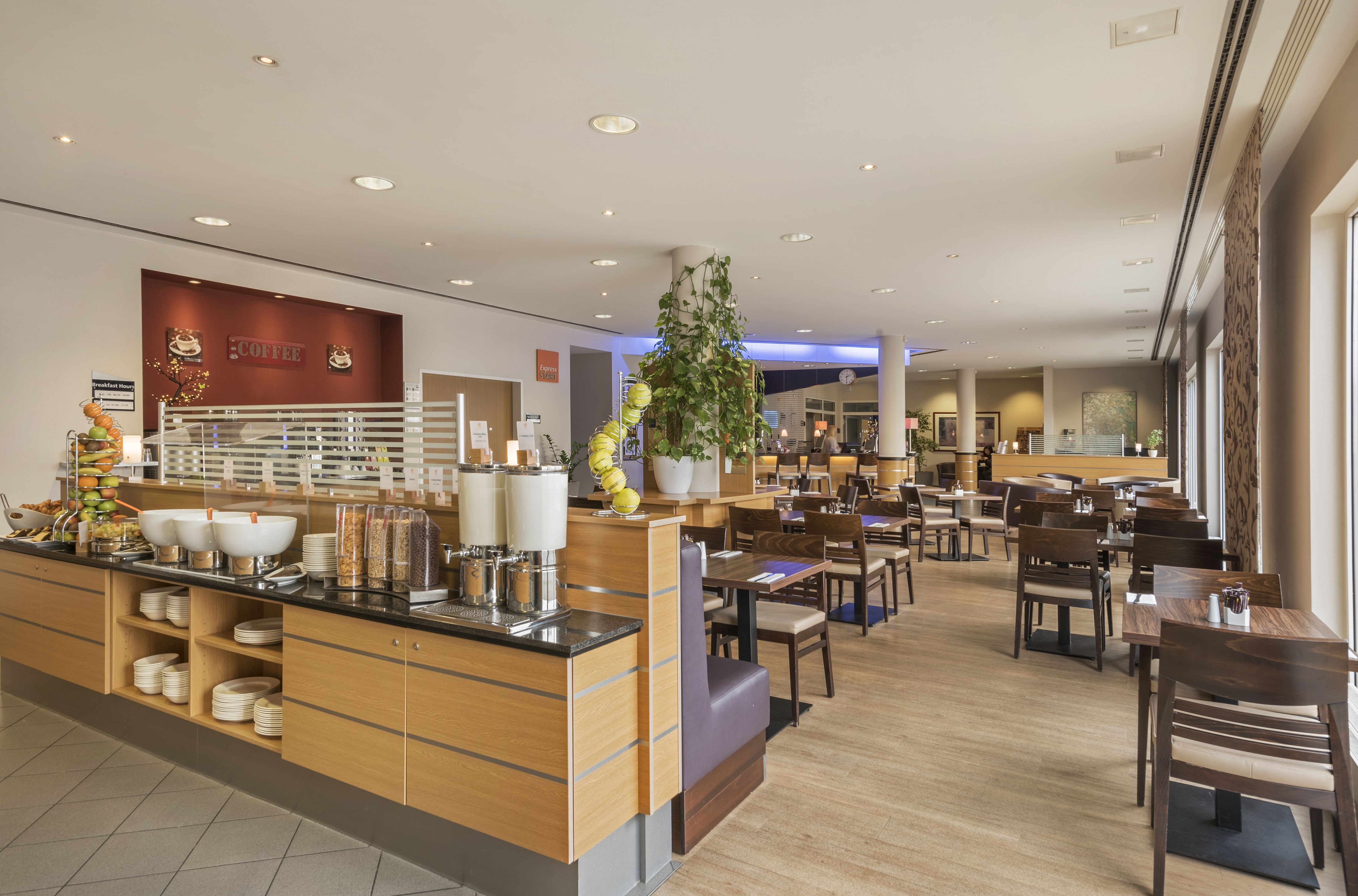 Holiday Inn Express Köln - Mühlheim