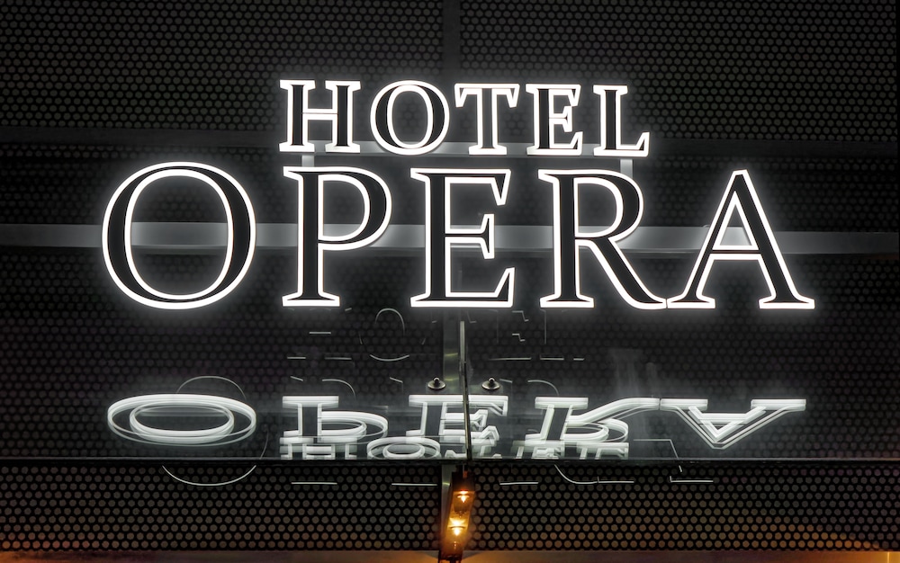 Hotel Opera