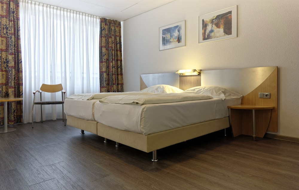 Hotel Opera