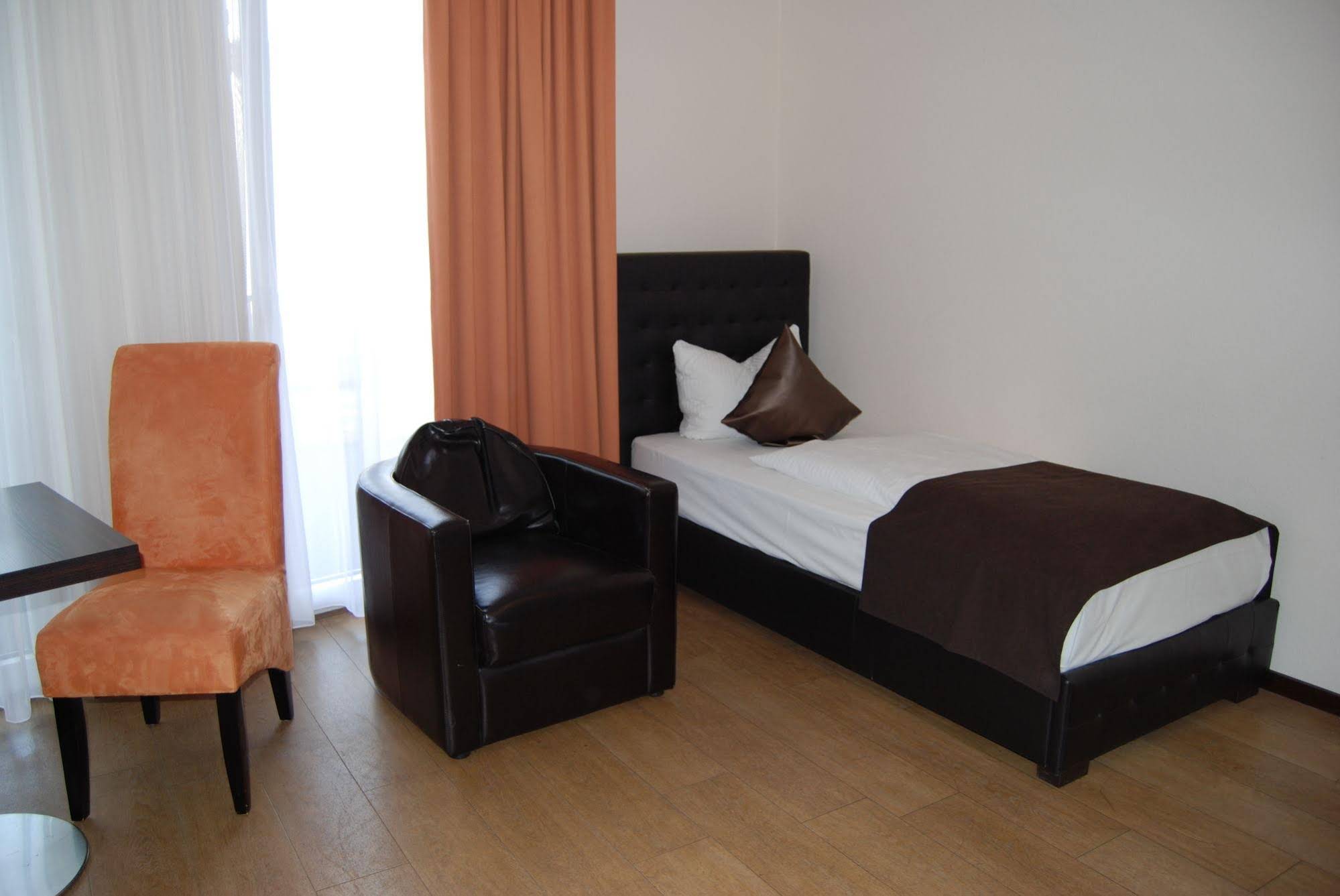 Mauritius Hotel & Therme