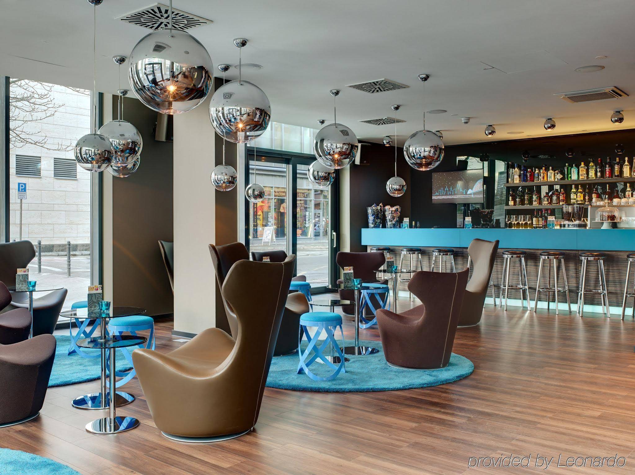 Motel One Köln-Mediapark