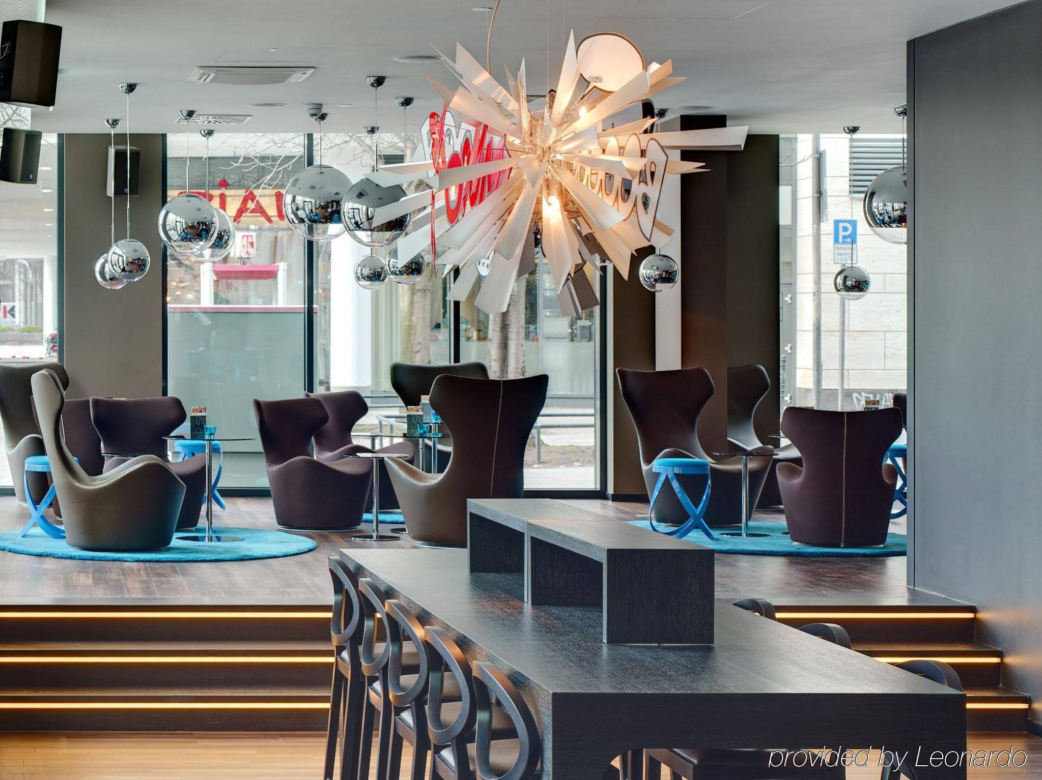 Motel One Köln-Mediapark