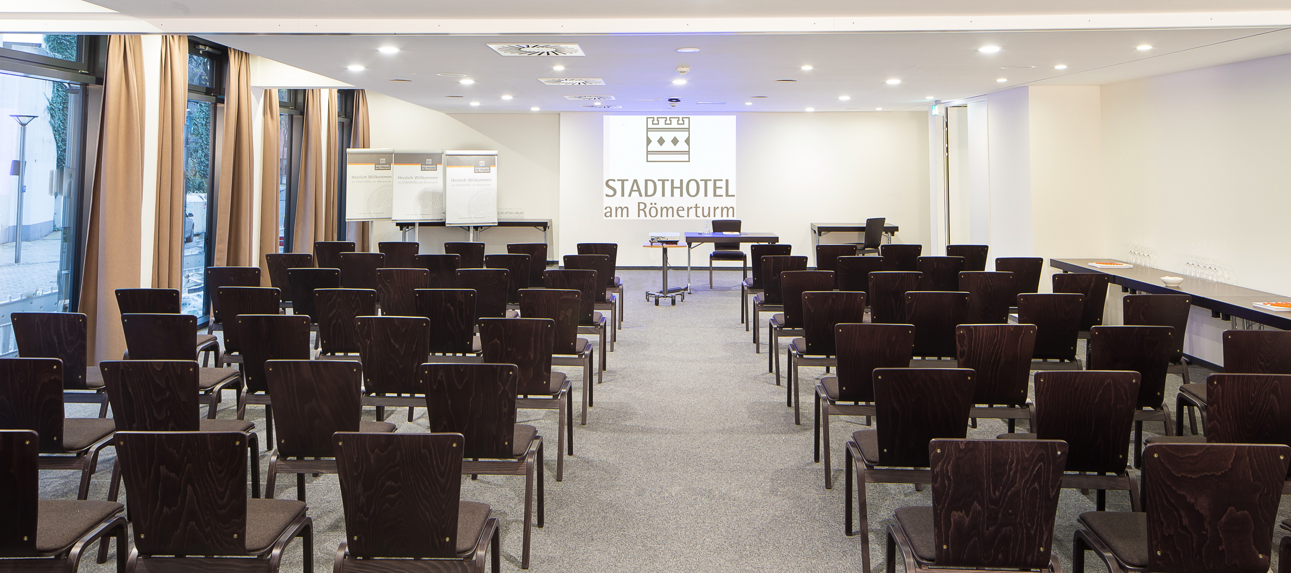 Stadthotel am Römerturm