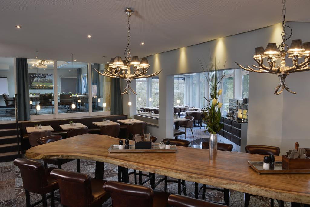 UHU Hotel Garni