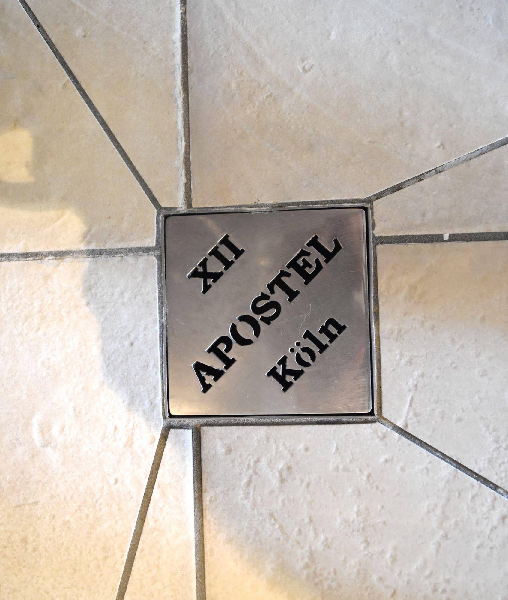 Xll Apostel Albergo
