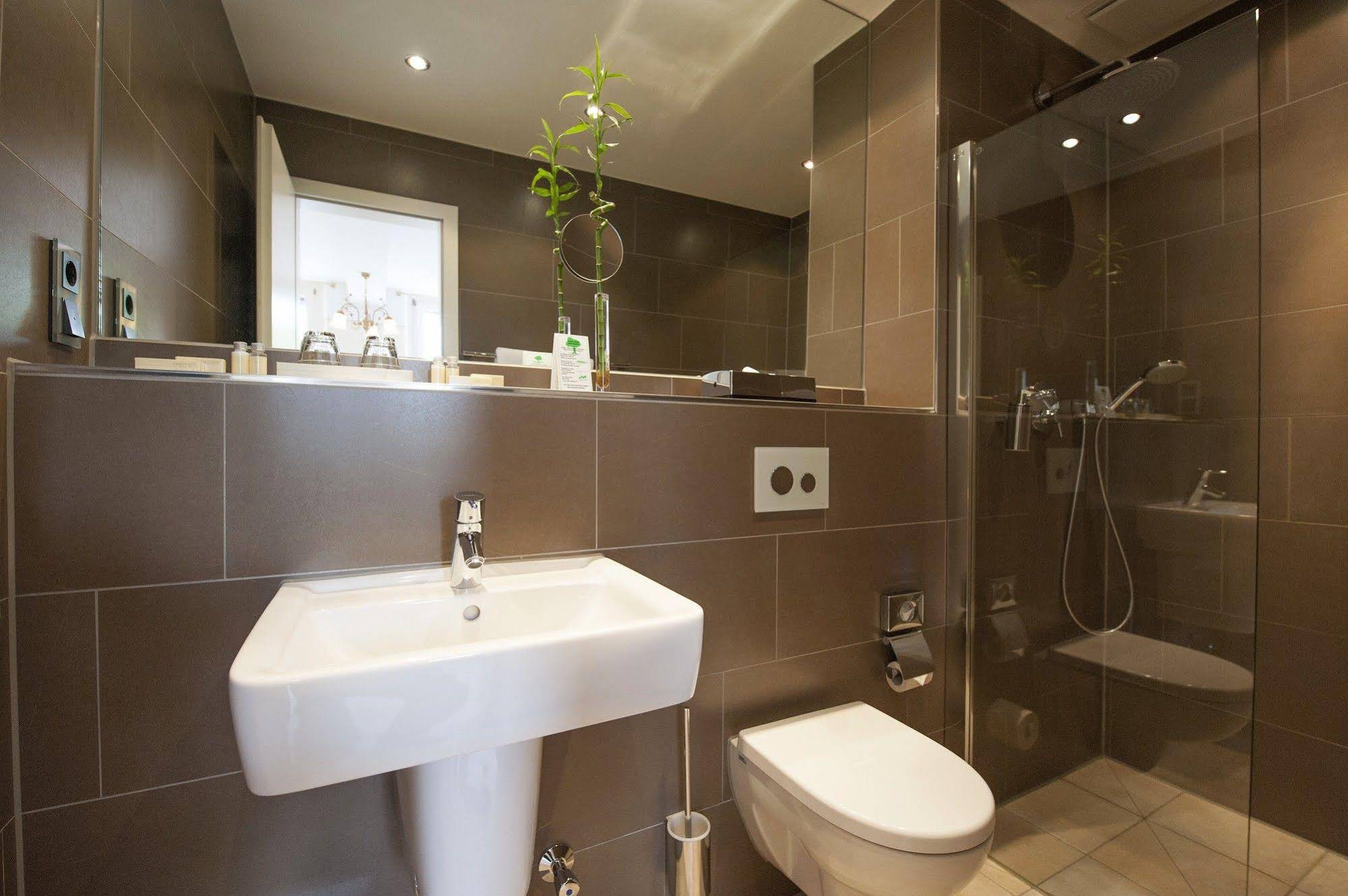 Xll Apostel Albergo