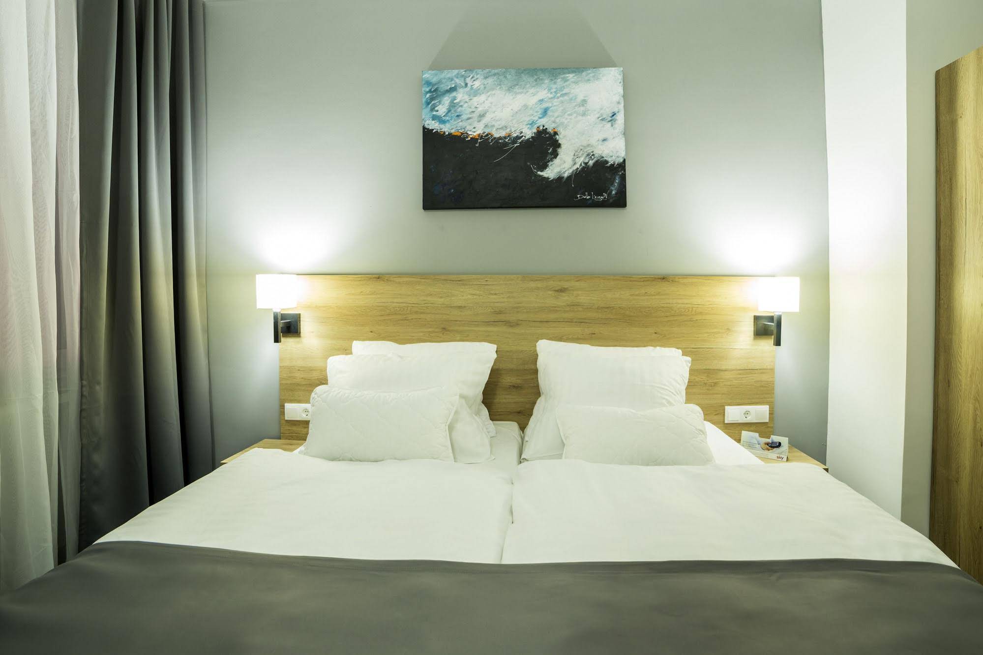 LivInn Hotel