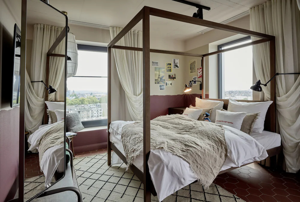 25hours Hotel Düsseldorf Das Tour