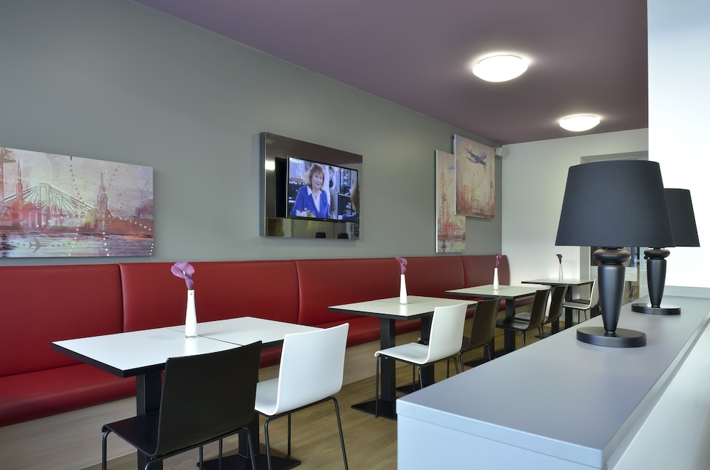 B&B Hotel Düsseldorf-Airport
