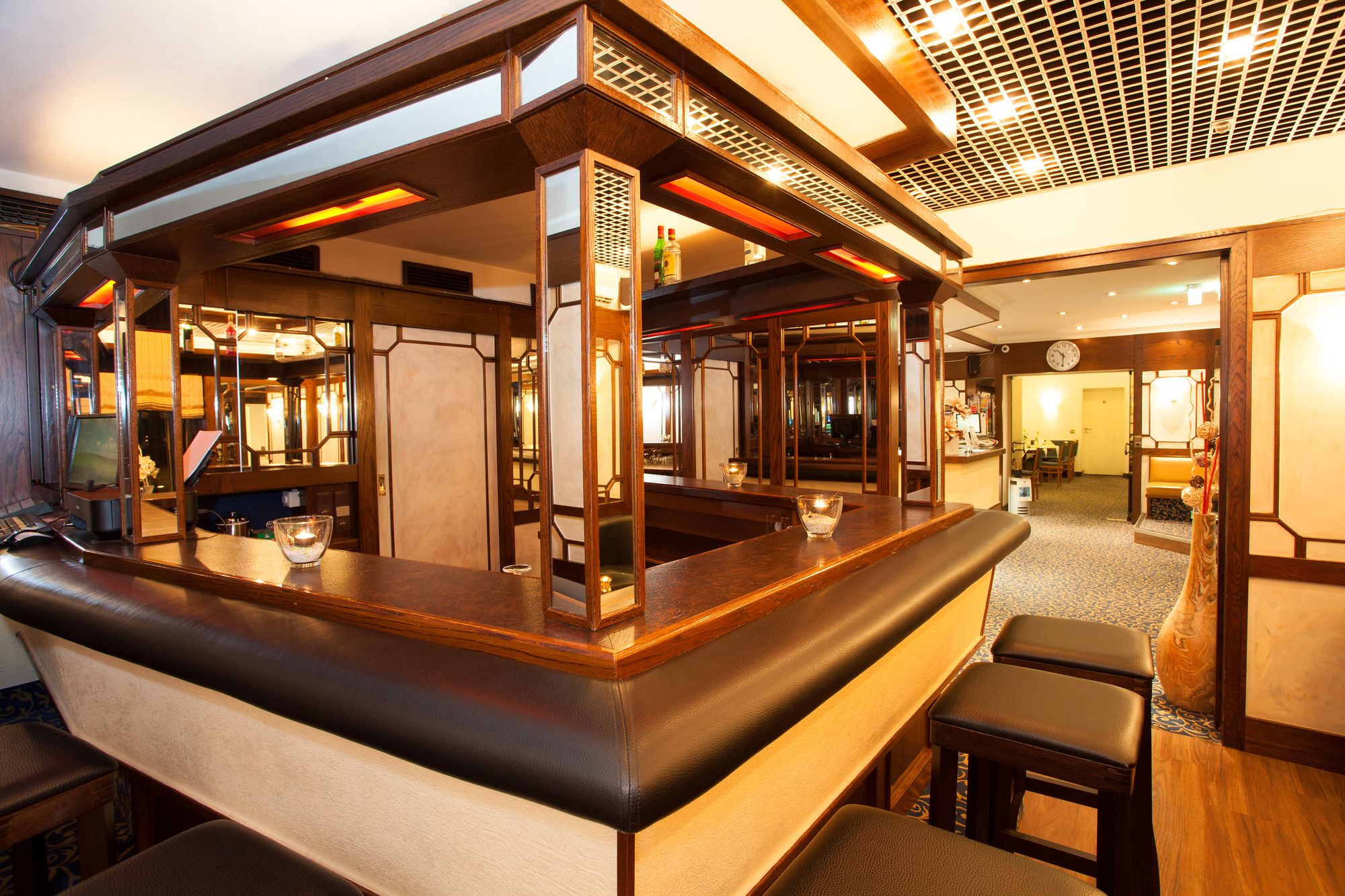Sure Hotel by Best Western Ambassador Düsseldorf, Düsseldorf