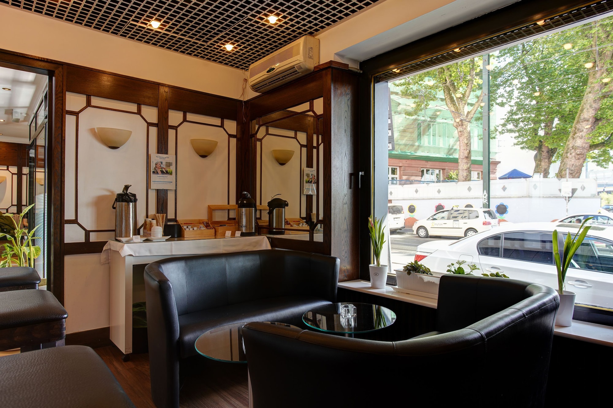 Sure Hotel by Best Western Ambassador Düsseldorf, Düsseldorf