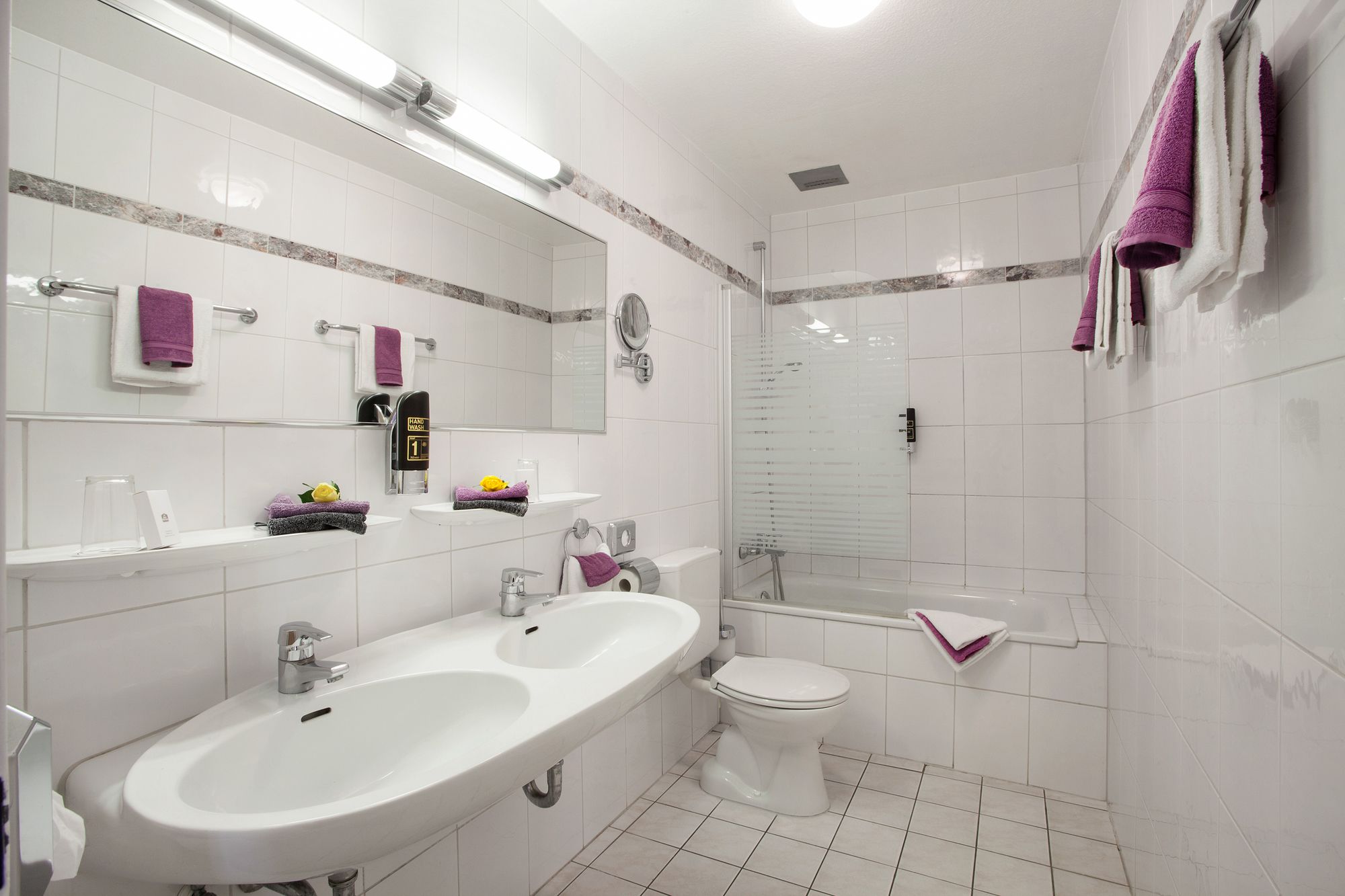 Sure Hotel by Best Western Ambassador Düsseldorf, Düsseldorf