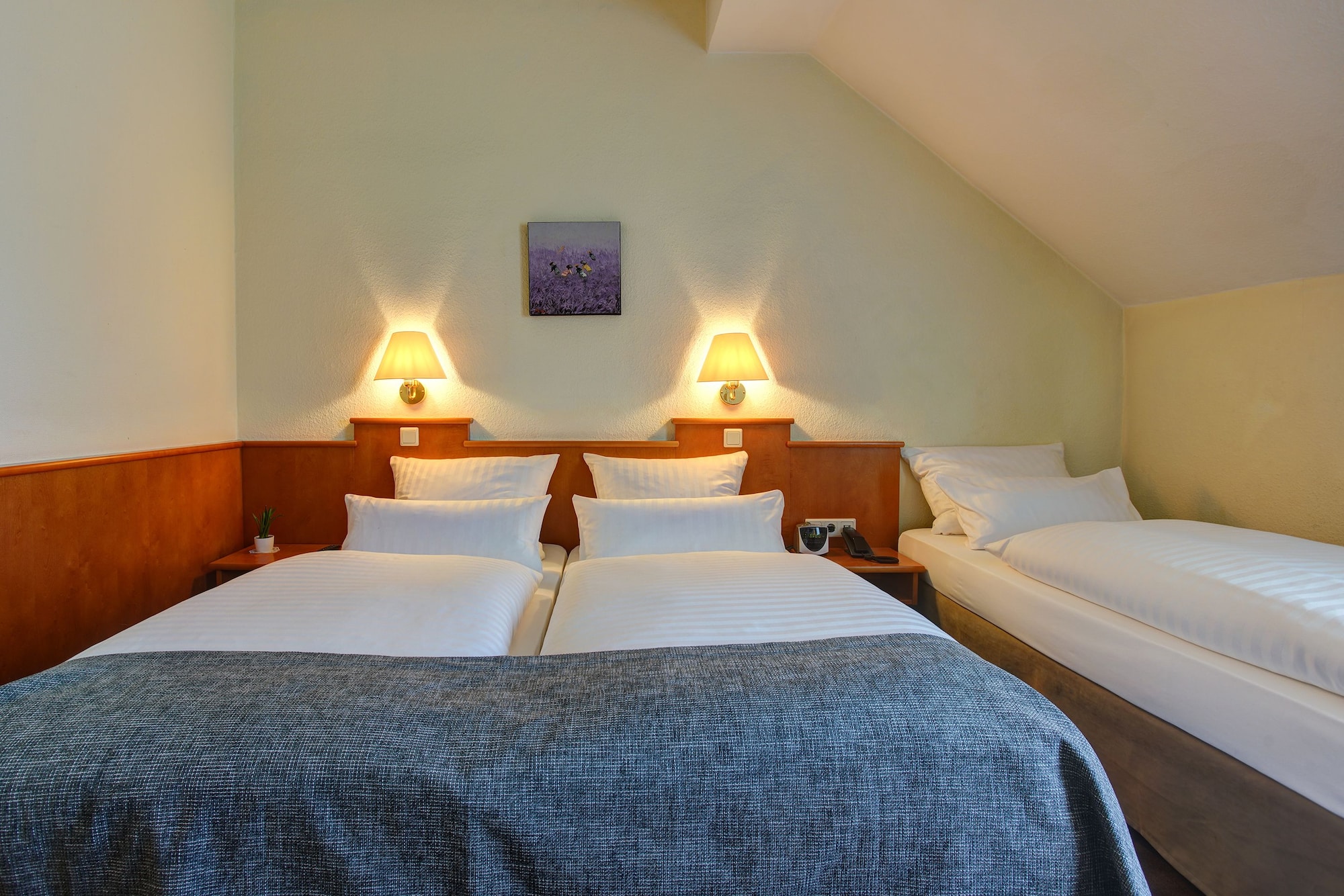 Sure Hotel by Best Western Ambassador Düsseldorf, Düsseldorf