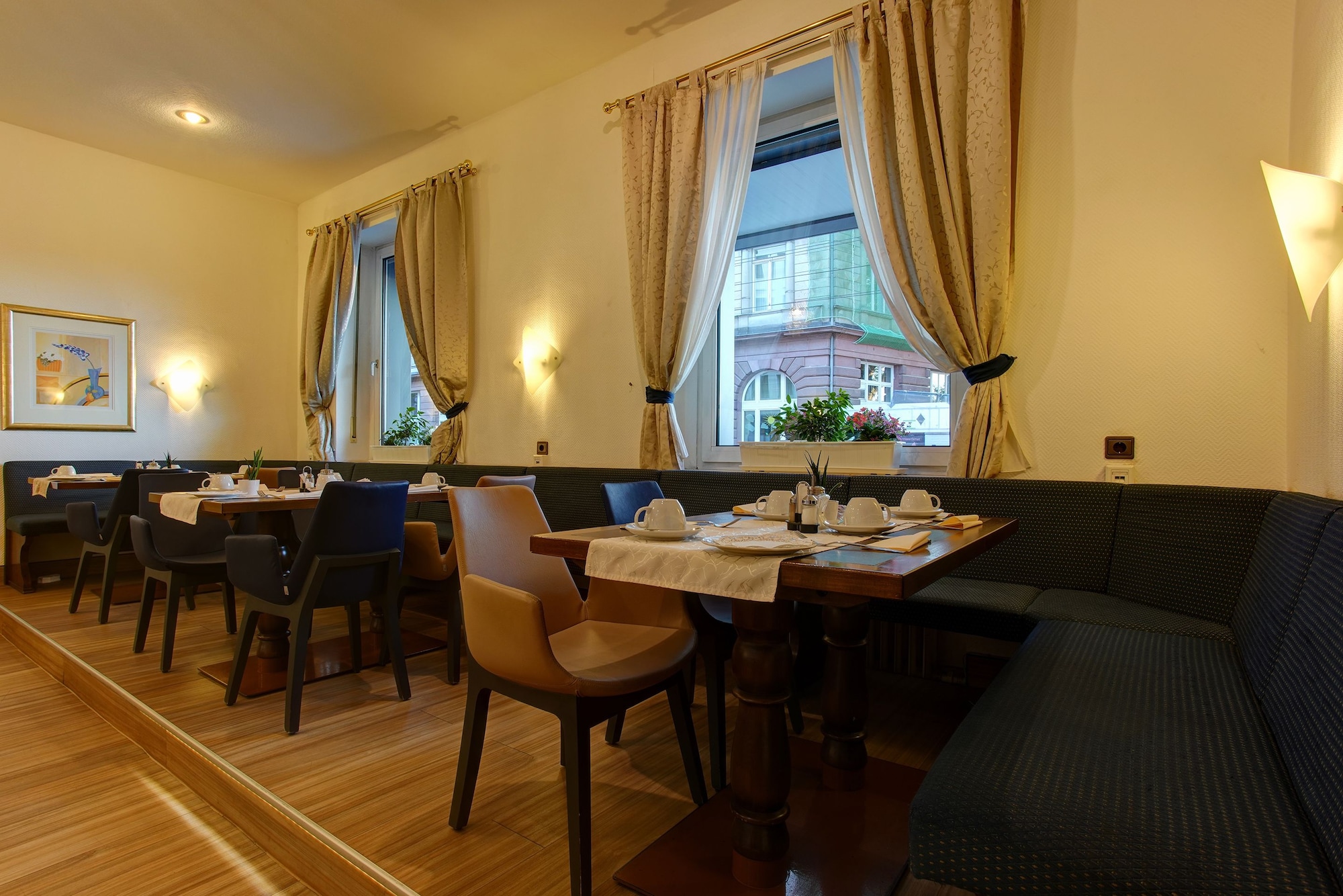 Sure Hotel by Best Western Ambassador Düsseldorf, Düsseldorf
