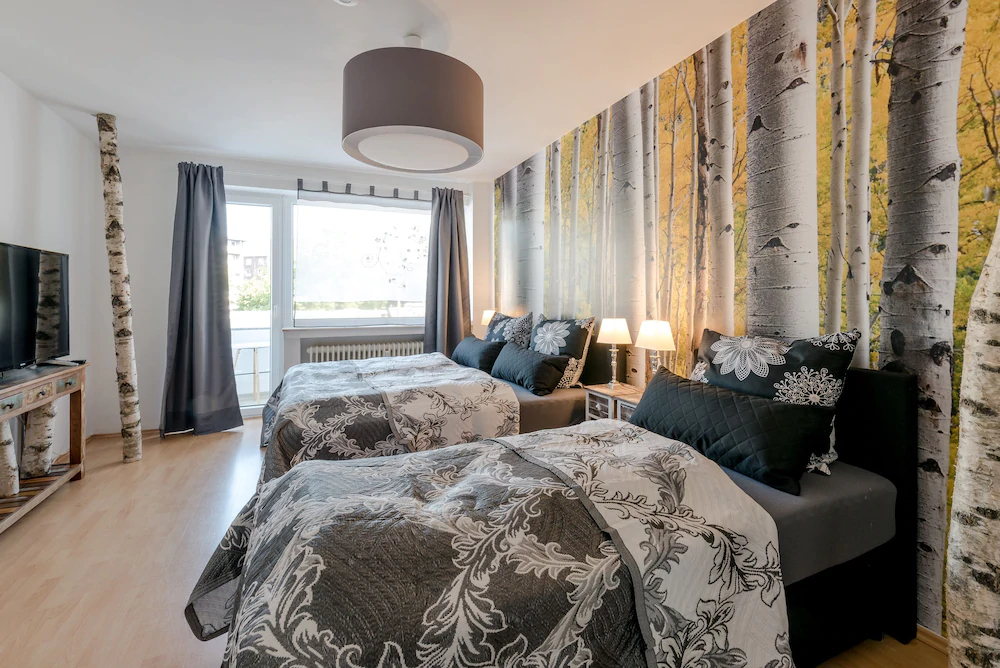 Deluxe Downtown Apartment