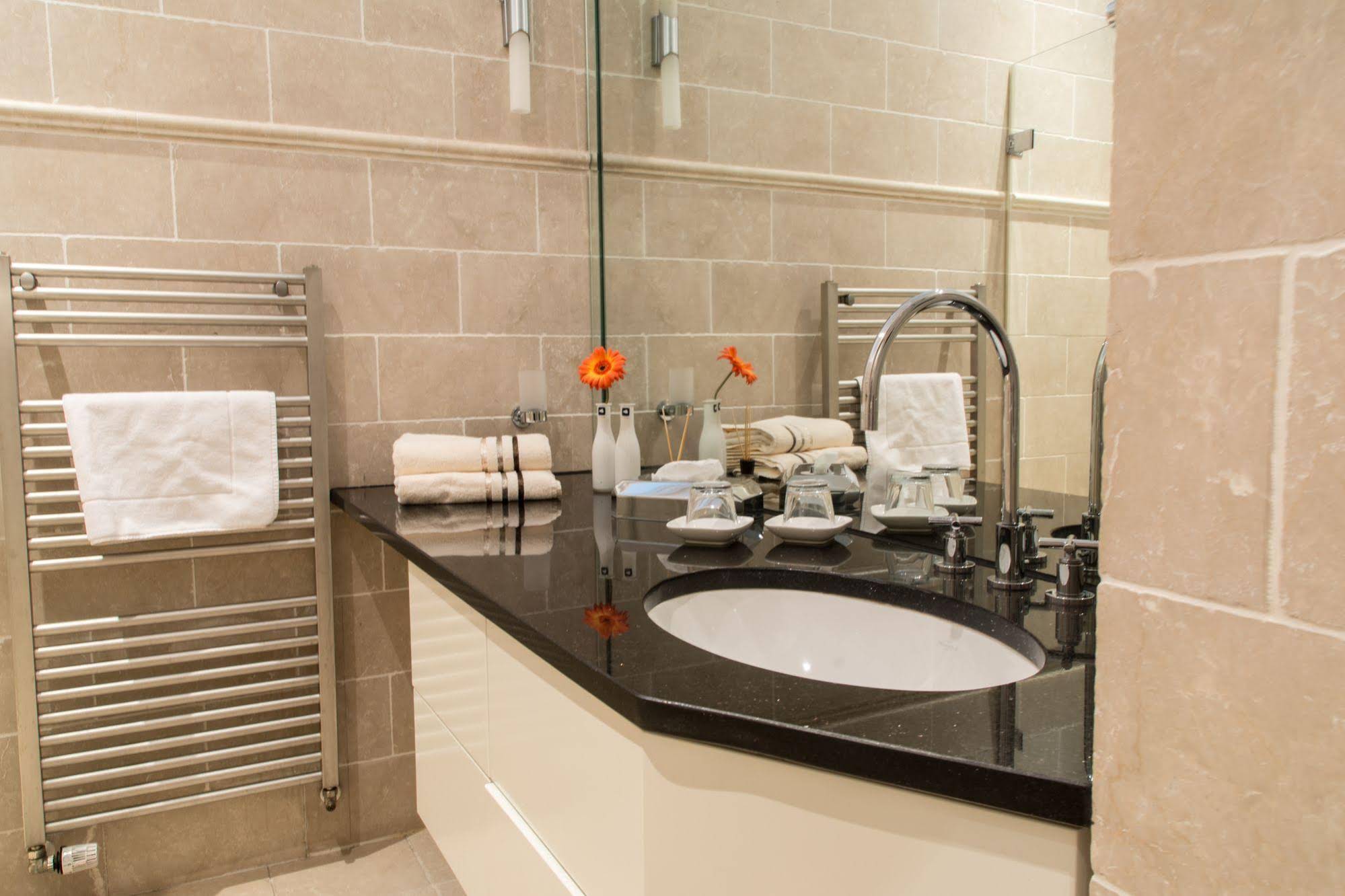 Helvetia Suites