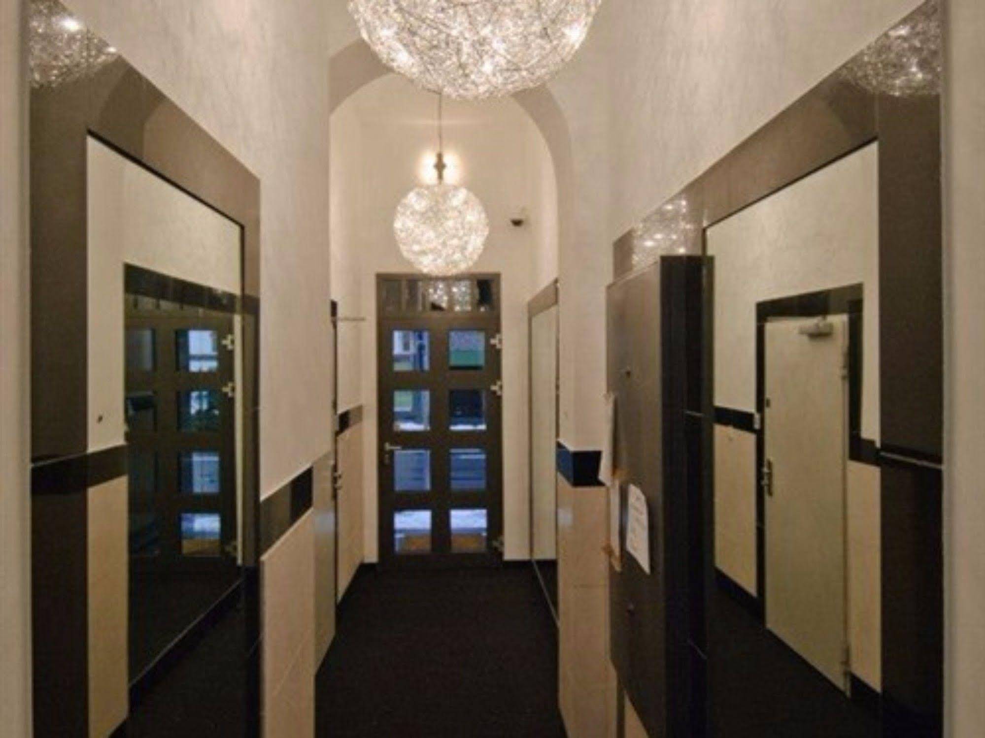 Helvetia Suites