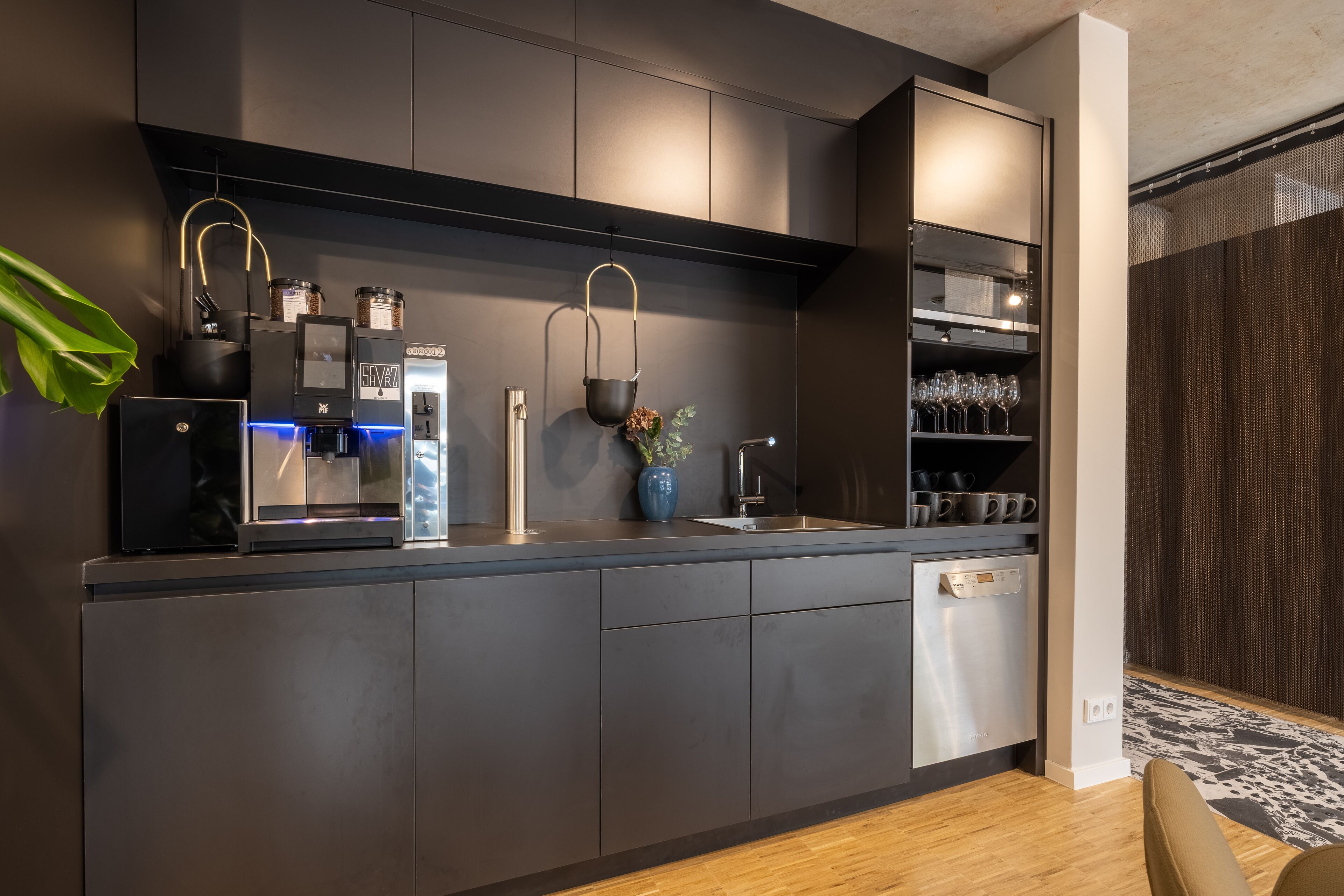JOYN Dusseldorf  Serviced Apartments