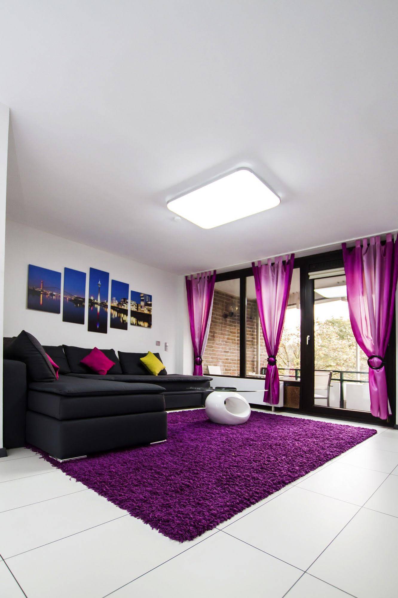 Lakeside Flat