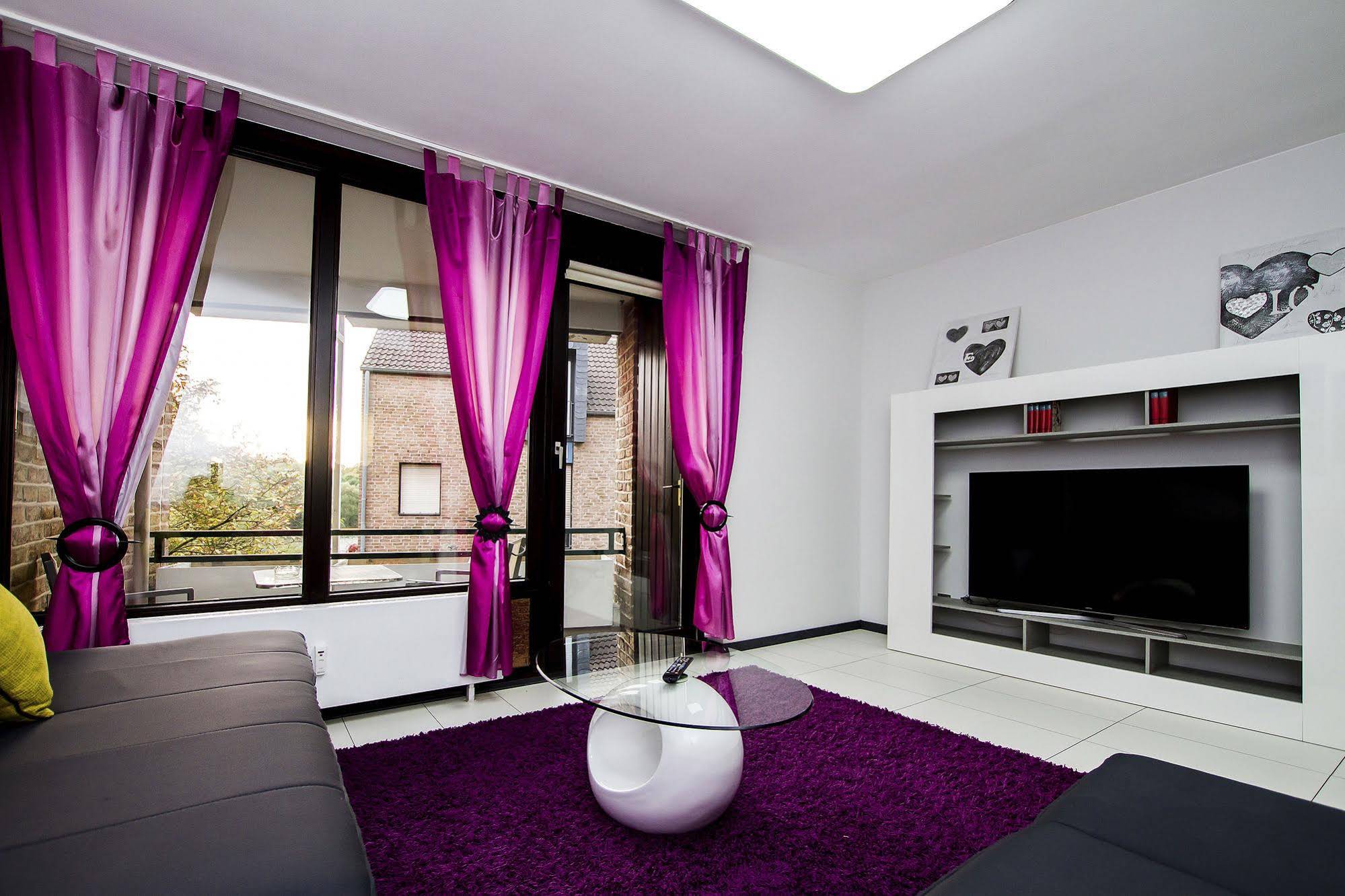 Lakeside Flat