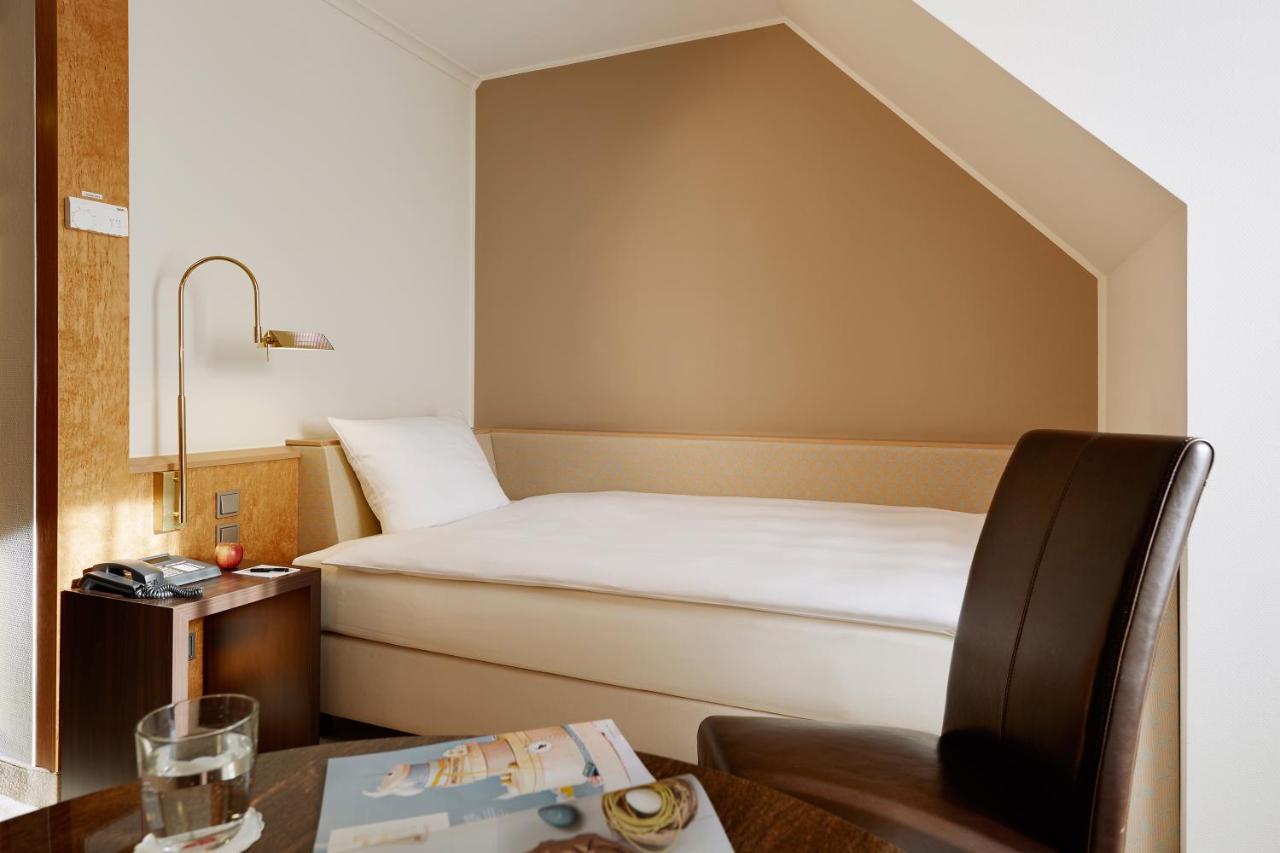 Lindner Hotel Airport