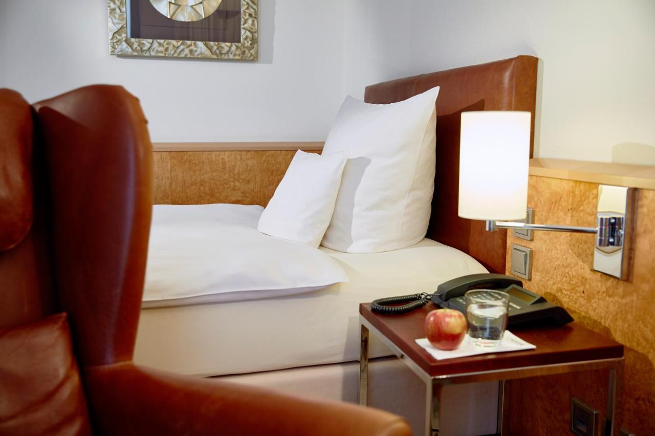 Lindner Hotel Airport