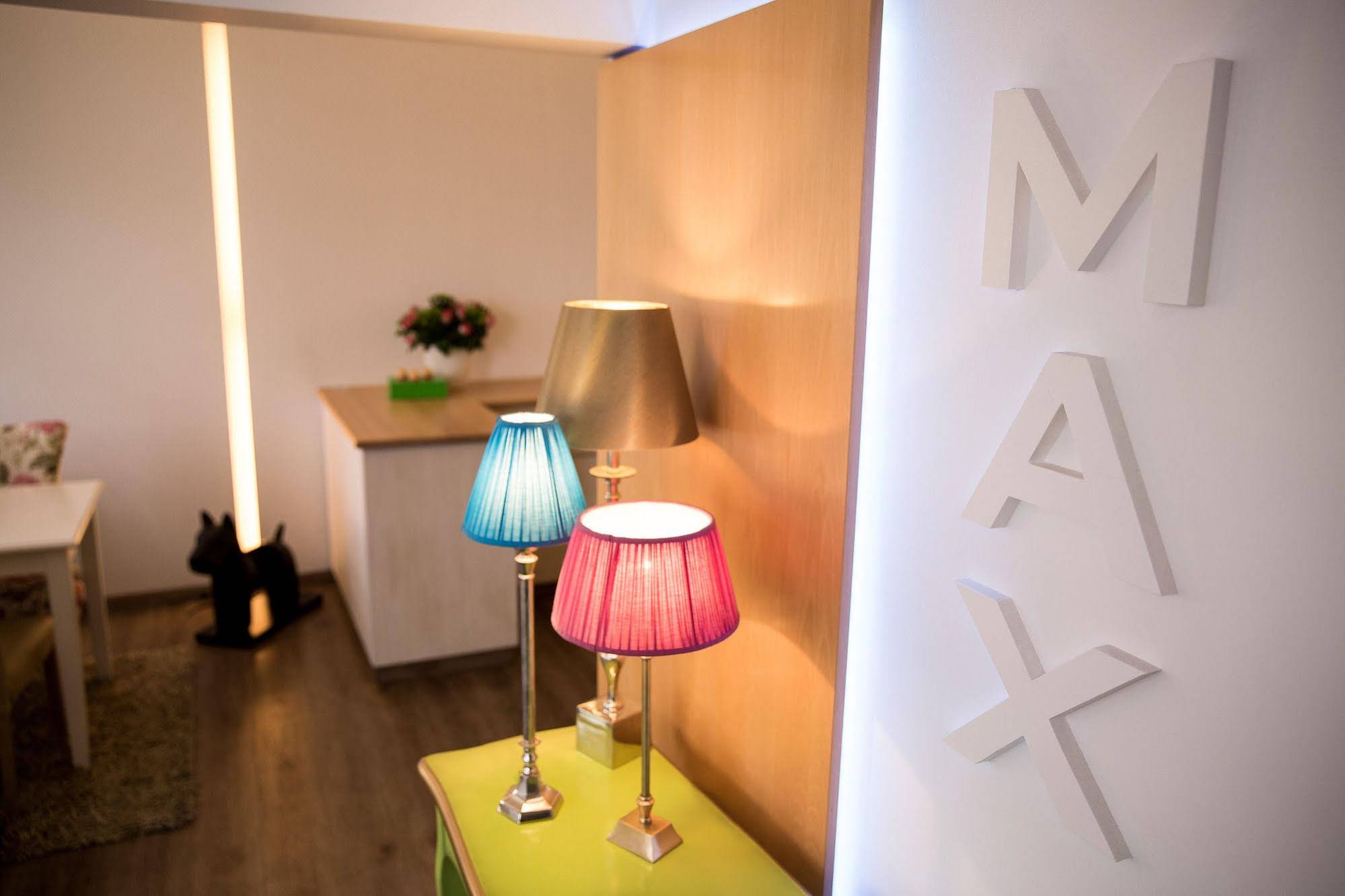 Max Garni