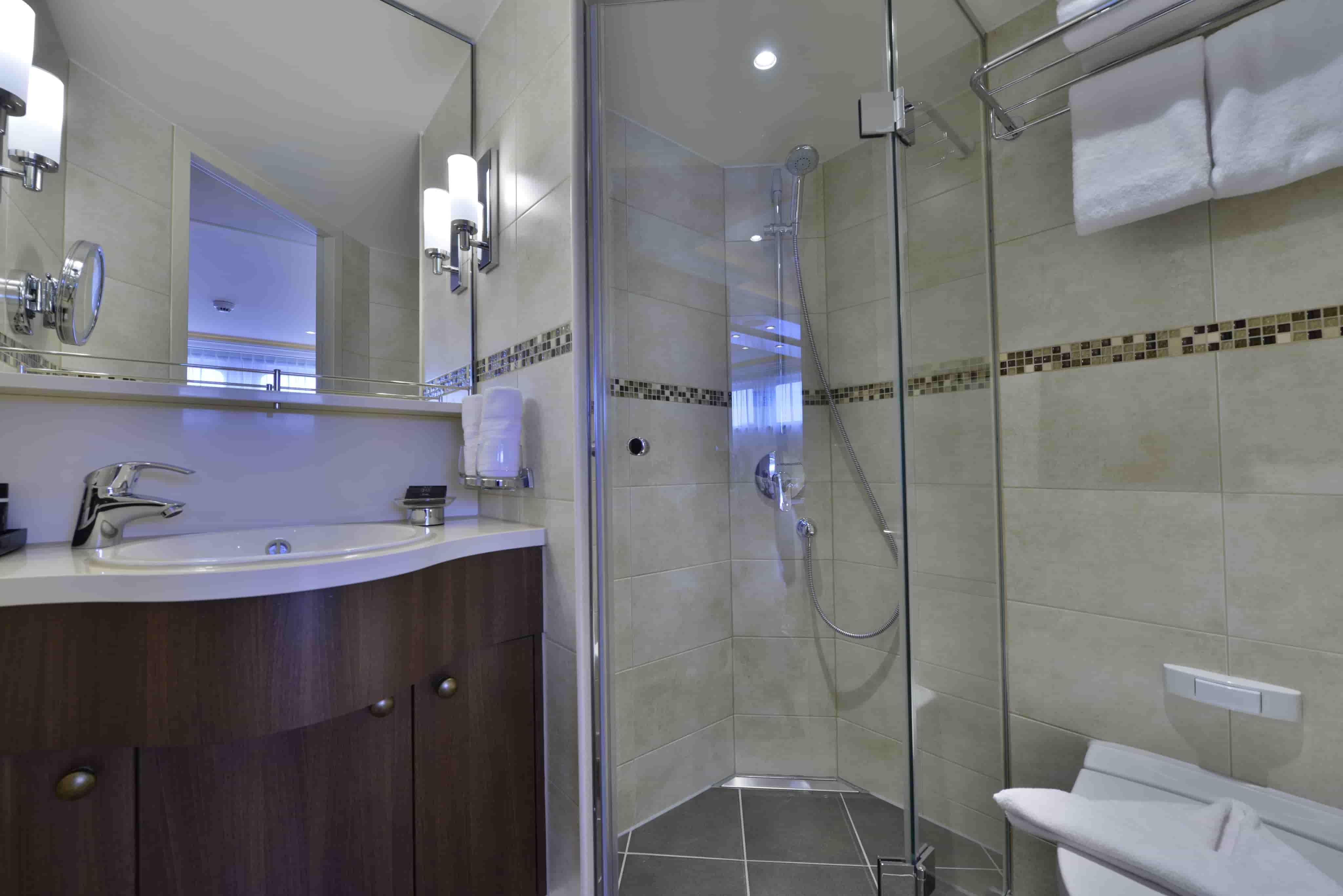 MesseCruise Business Hotelship Düsseldorf