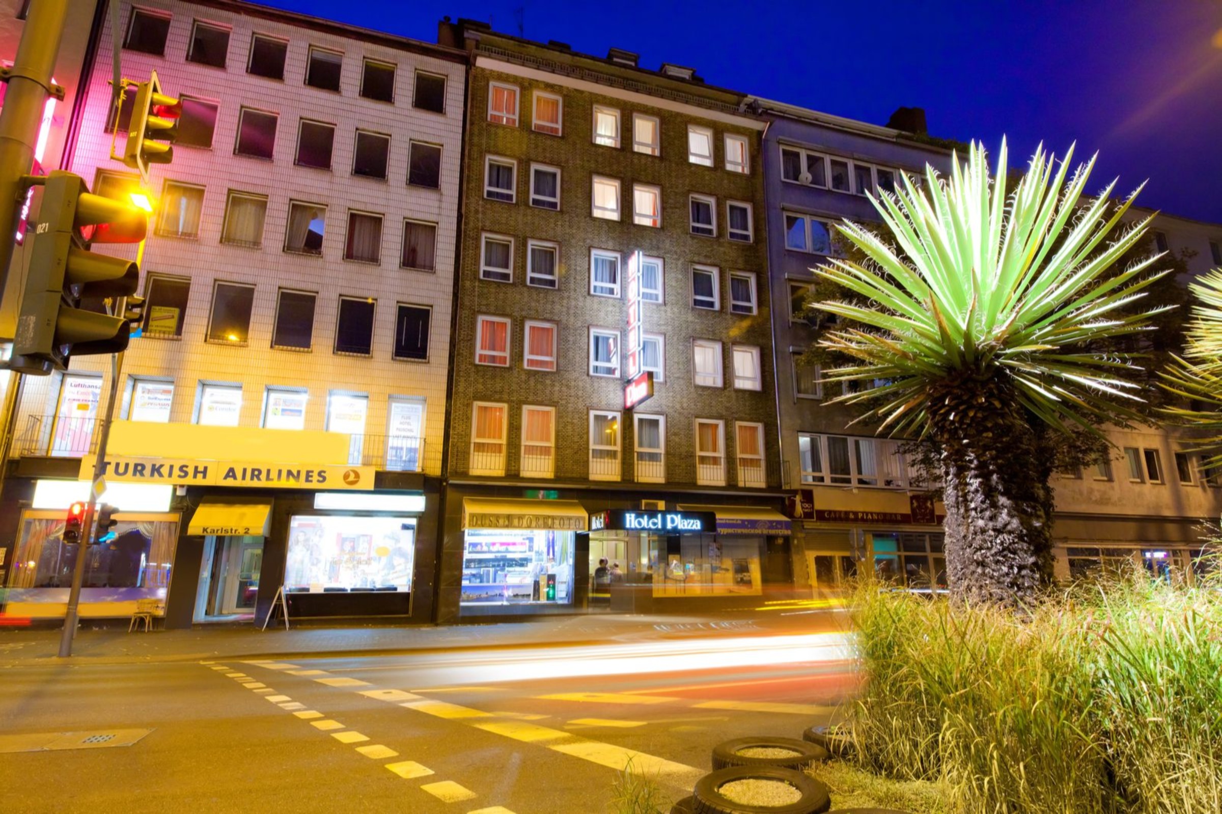 Hotel Palm Premium