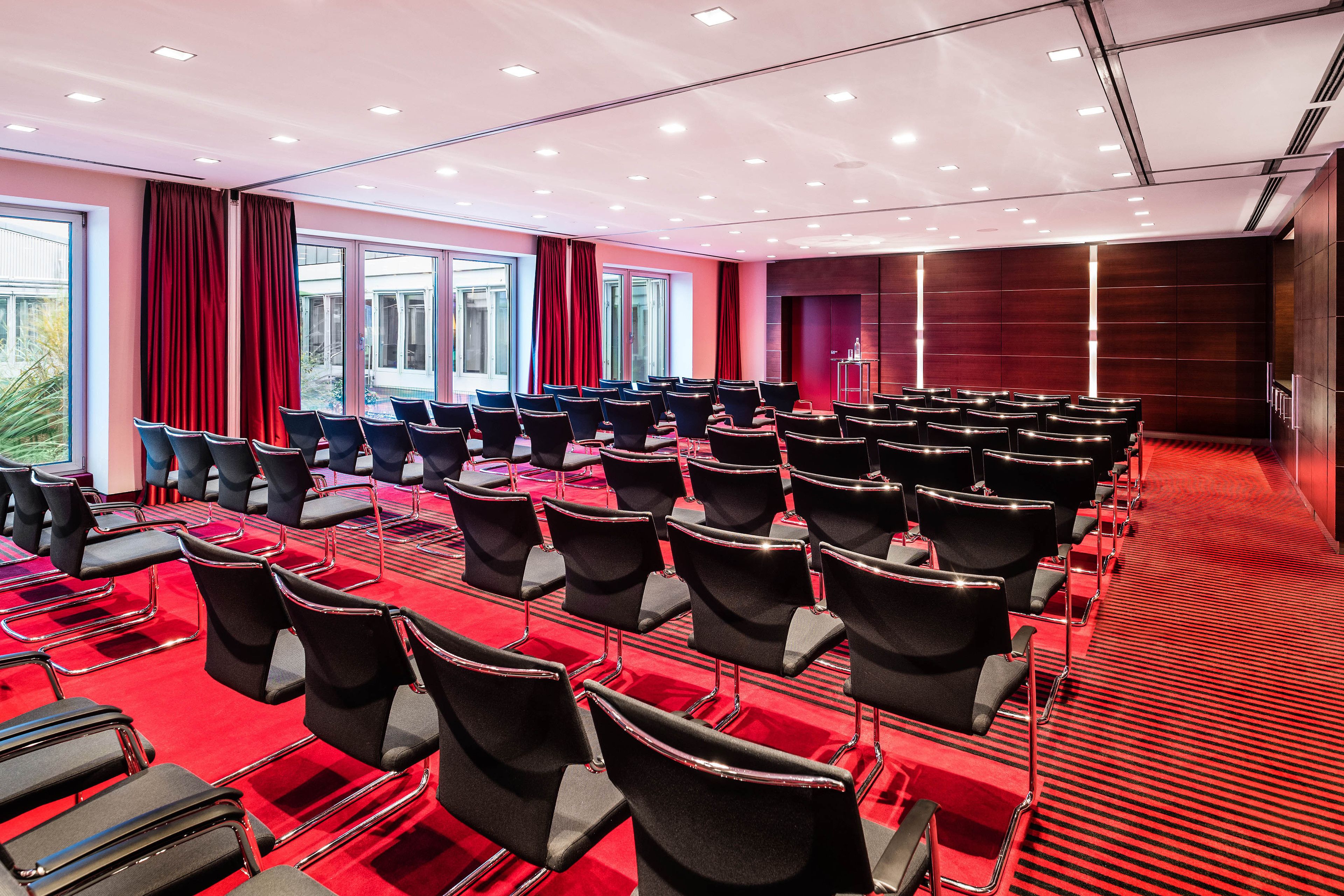 Sheraton Düsseldorf Airport Hotel