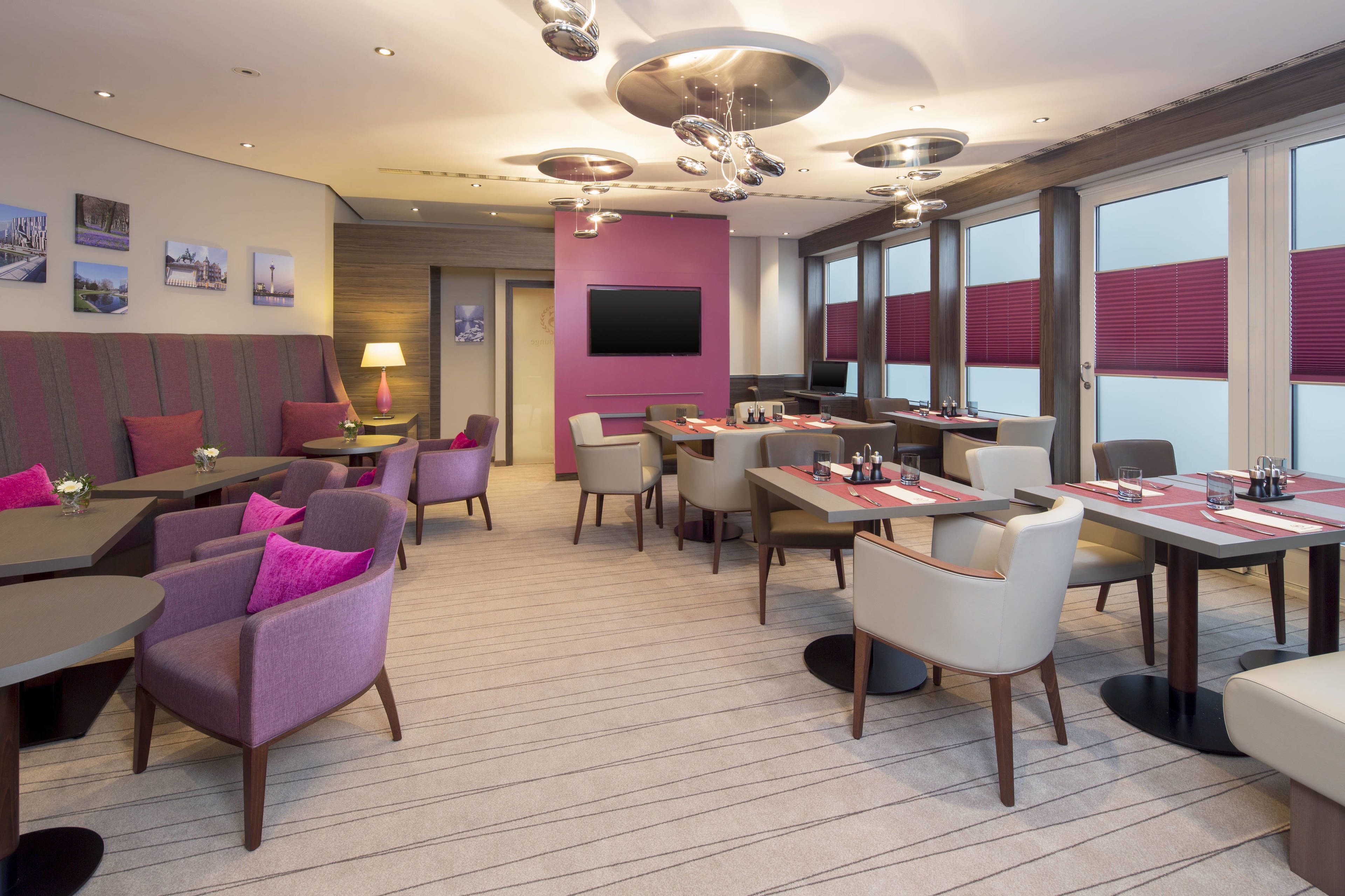 Sheraton Düsseldorf Airport Hotel